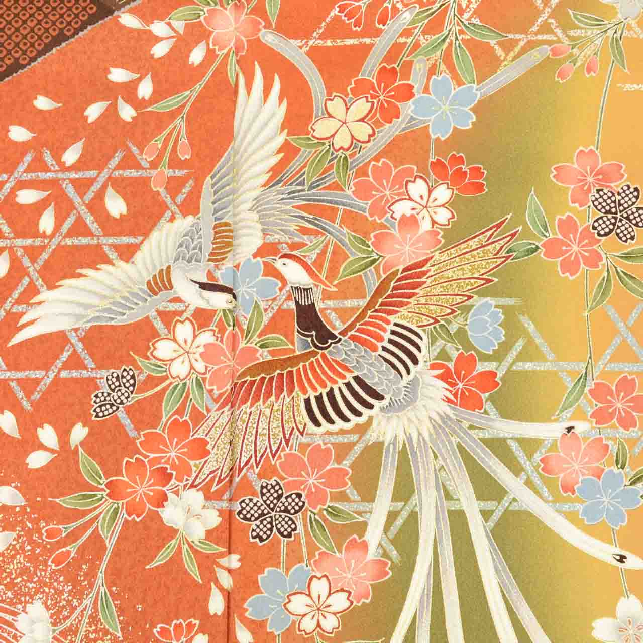 [Used] Recycled Kimono, Furisode (long-sleeved kimono), Vintage Furisode, Pure Silk, Size S, Excellent Condition, Length 150.2cm, Sleeve Length 63.2cm, Lined, Ready-made, Beautiful Condition, Gold Leaf, Brown, Phoenix and Flower Design, Reused uu2061b 
