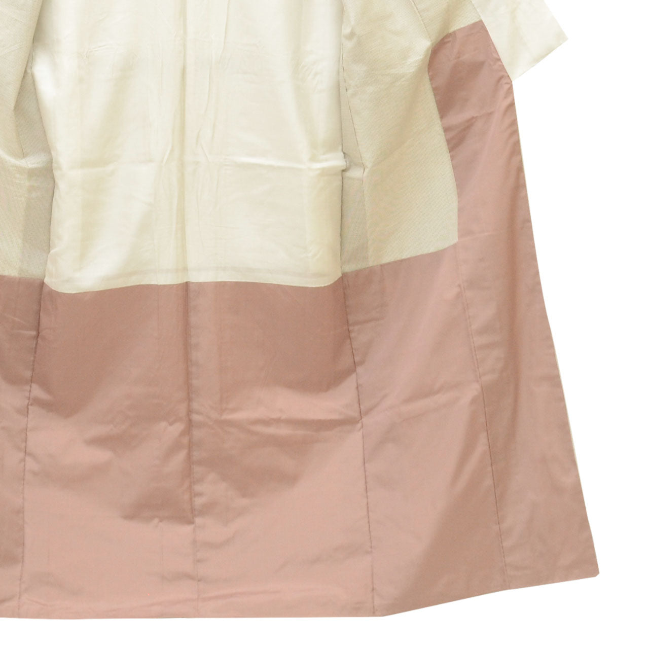 Vintage Japanese Kimono | Women's White Oshima Tsumugi Ensemble | White Silk | Tortoiseshell Kasuri | Sustainable | uu2091b