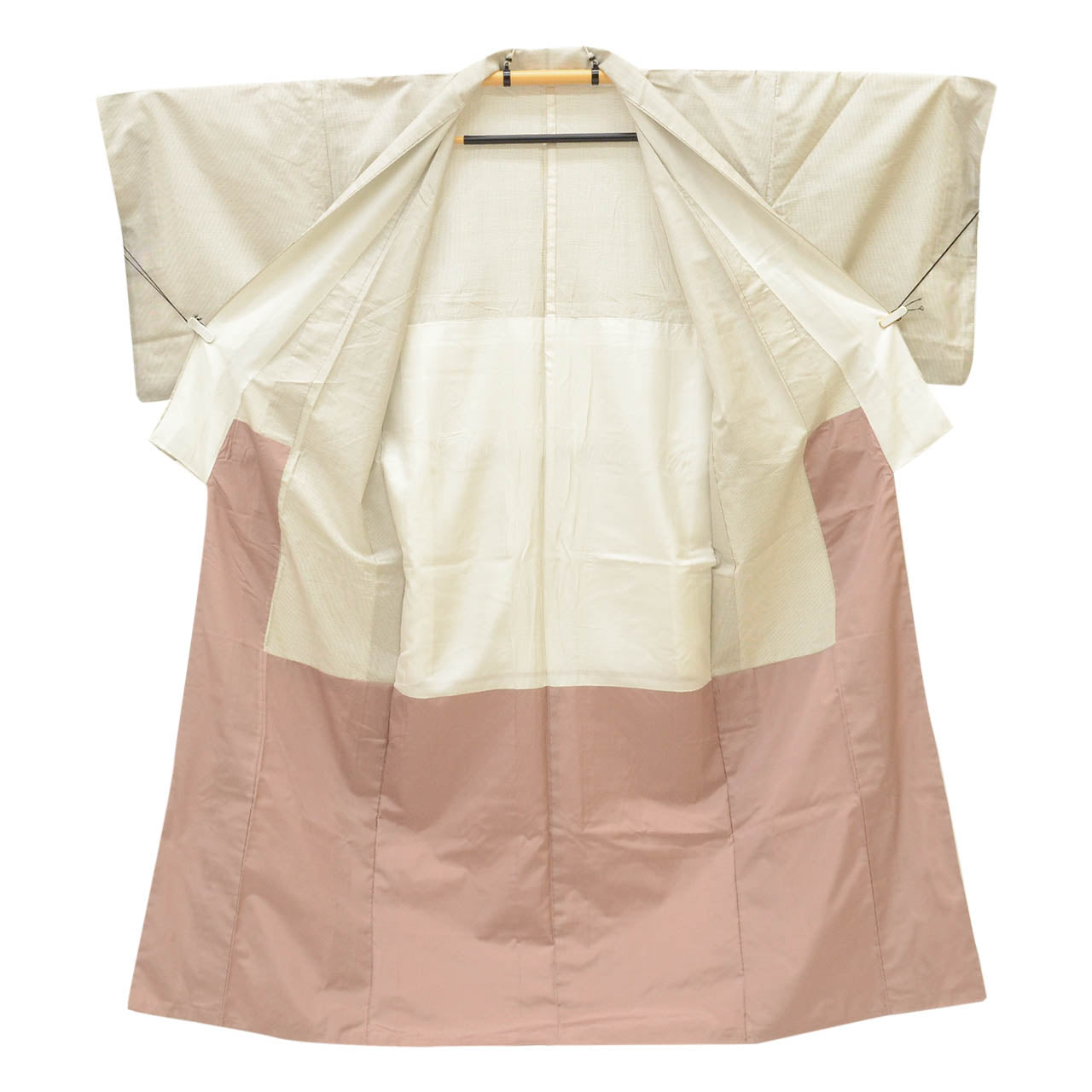 Vintage Japanese Kimono | Women's White Oshima Tsumugi Ensemble | White Silk | Tortoiseshell Kasuri | Sustainable | uu2091b