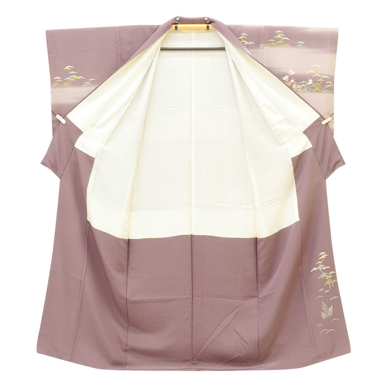 [Used] Recycled Kimono, Visiting Kimono, Pure Silk, Size M (Slightly Plus Size L), Excellent Condition, Length 156.0cm (61.4in), Sleeve Length 63.7cm (25.1in), Lined, Ready-made, Signed by Artist, Yuzen Dyeing, Purple Landscape, Reused uu2096b 
