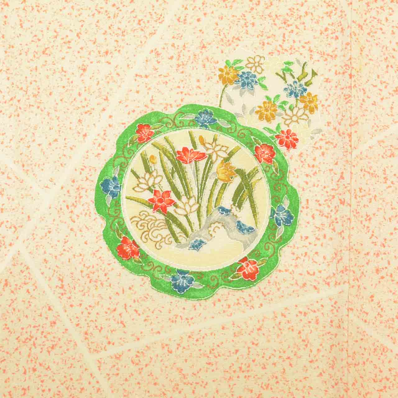 [Used] Recycled Kimono, Komon style, Pure Silk, Size S, Good Condition, Length 155.0cm (61.0in), Sleeve Length 64.5cm (25.4in), Lined, Ready-made, White, Mirror Pattern, Shikishi Design, Reused uu2097b 