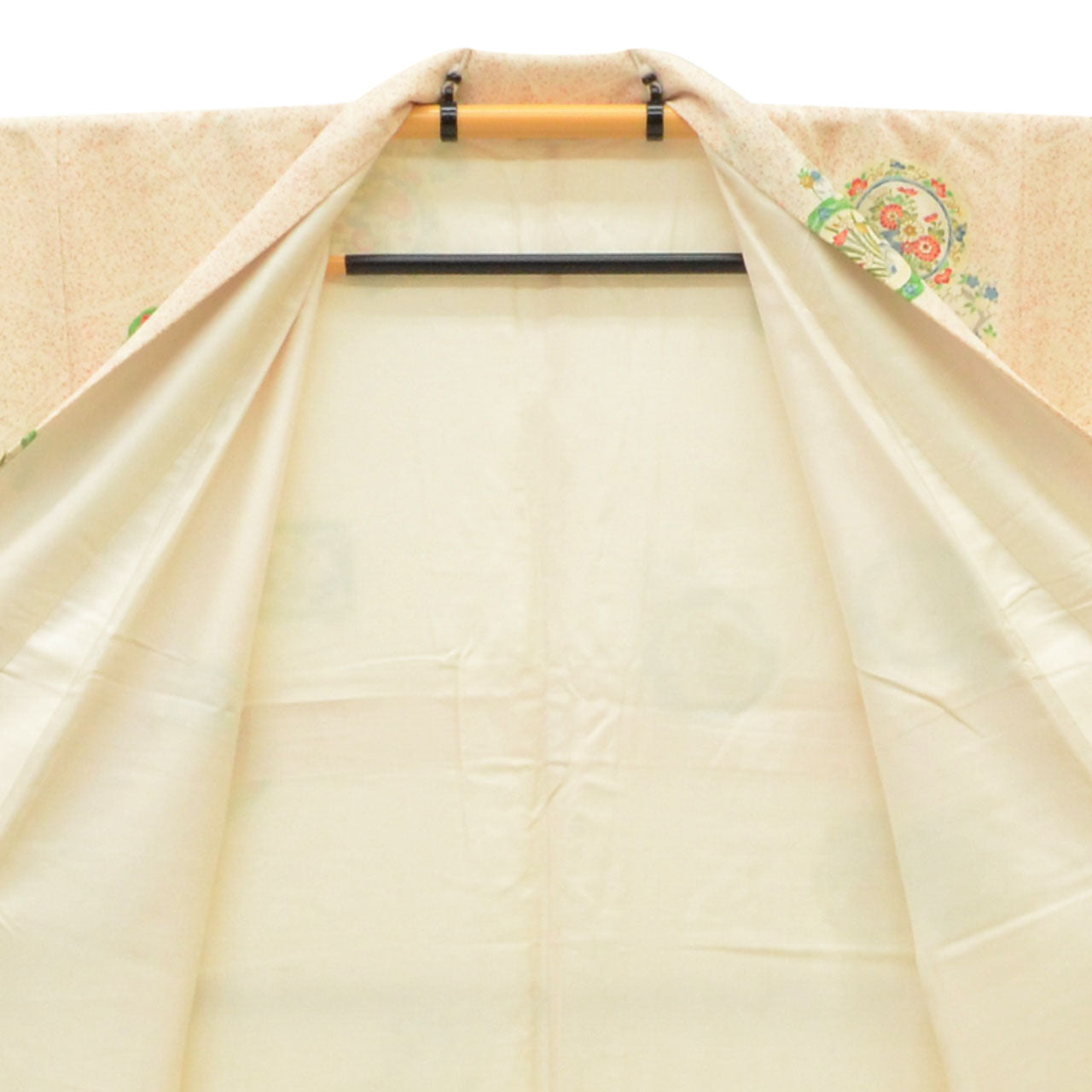 [Used] Recycled Kimono, Komon style, Pure Silk, Size S, Good Condition, Length 155.0cm (61.0in), Sleeve Length 64.5cm (25.4in), Lined, Ready-made, White, Mirror Pattern, Shikishi Design, Reused uu2097b 