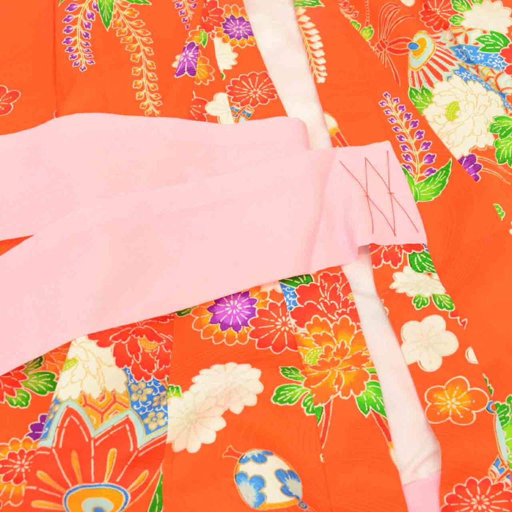[Used] Recycled Kimono for Baby Girl's First Shrine Visit, One-Piece, Pure Silk, Ready-Made, Sleeve Length 40.5cm (15.9in), Body Length 86.0cm (33.9in), Orange, Ball and Hairpin Pattern, with Haori (short jacket), Gold Embroidery, First Kimono, uu2155b 