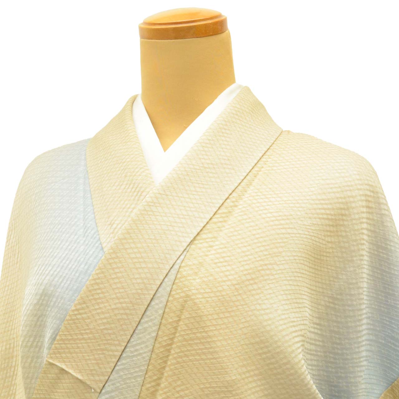 [Used] Recycled Kimono, Komon Kimono, Pure Silk, Size L, Excellent Condition, Length 165.0cm (65.0in), Sleeve Length 68.3cm (26.9in), Lined, Ready-made, Brown, Diamond Pattern, Gradation, Reused uu2164b 