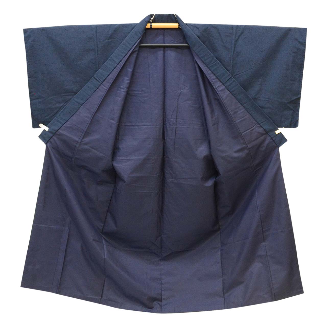 [Used] Recycled Kimono and Haori Set Ensemble for Men, Tsumugi Silk, Sleeve Length 68.7cm (27.0in), Body Length 147.0cm (57.9in), Size L, Navy Blue, with Obi Belt and Haori Cord, Men's uu2264b 