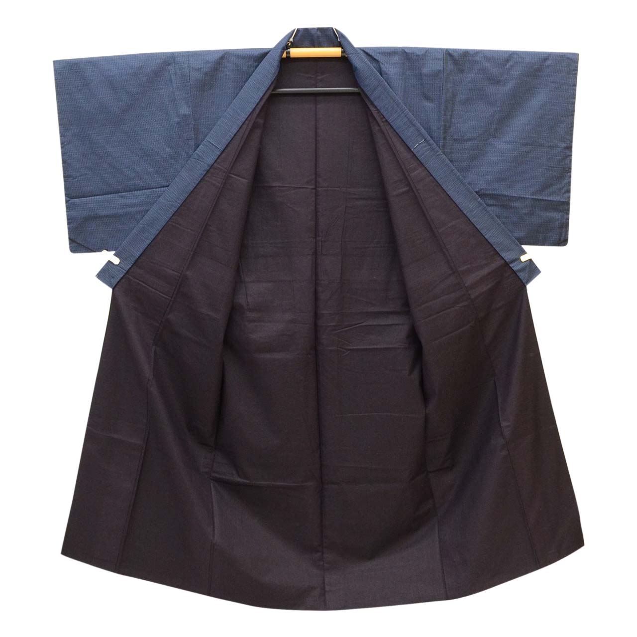 [Used] Recycled Kimono and Haori Ensemble for Men, Oshima Tsumugi Silk, Sleeve Length 65.3cm (25.7in), Body Length 143.0cm (56.3in), Size M, Navy Blue, Weft Kasuri Pattern, Men's uu2287b 