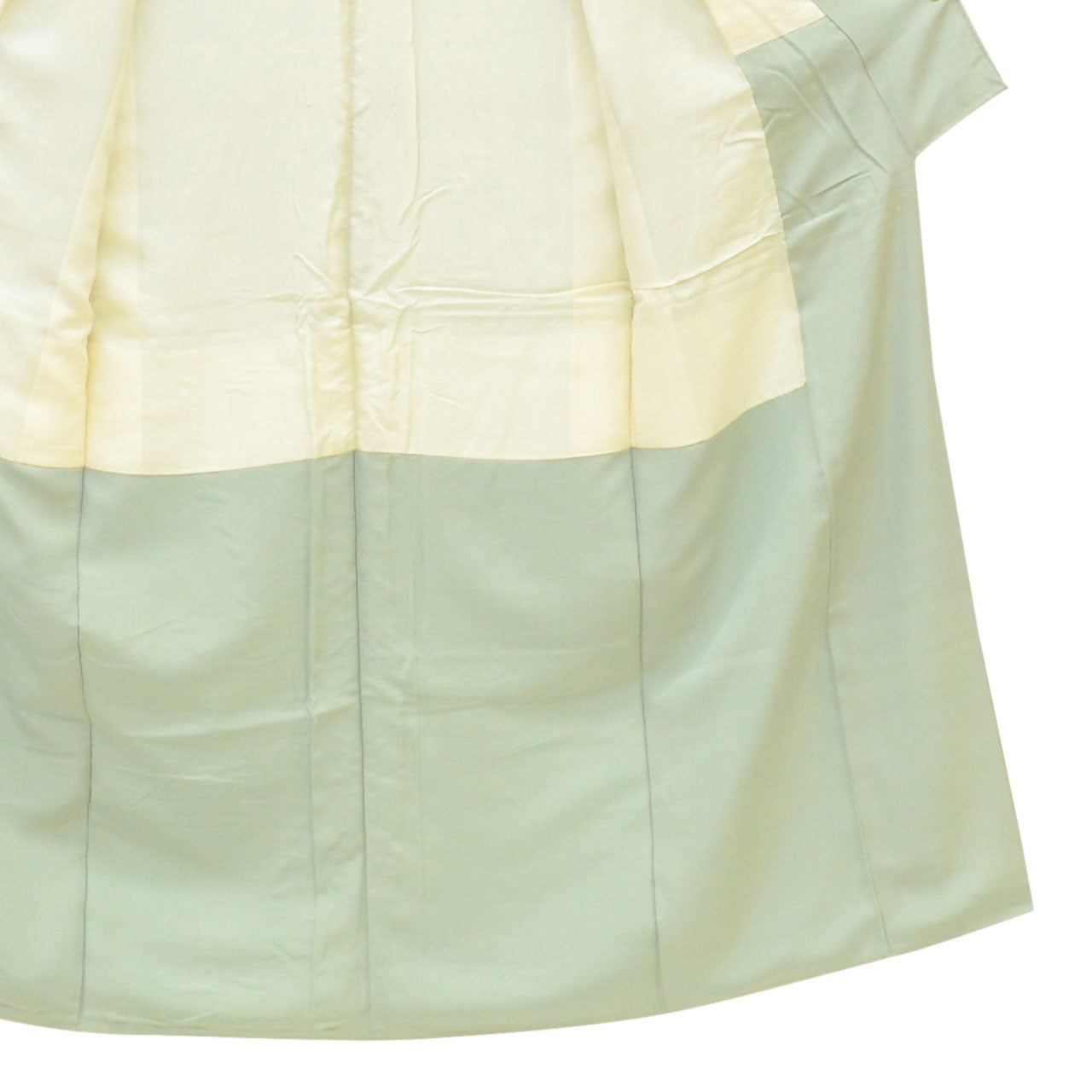 [Used] Recycled Kimono, Plain Color, Silk, Size S, Good Condition, Length 151.0cm (59.4in), Sleeve Length 62.5cm (24.6in), Lined, Ready-made, Crepe, Green Pine Needle Pattern, Silk, Reuse uu2302b 