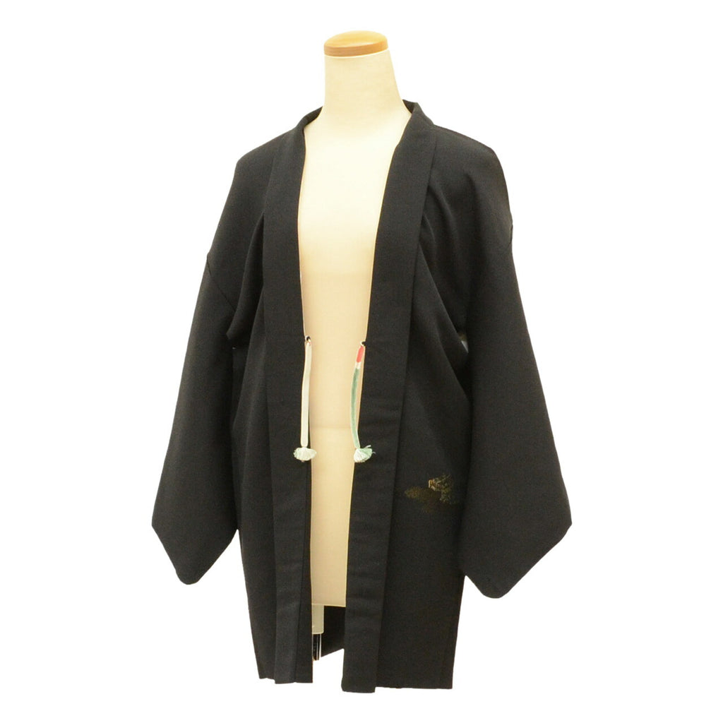 [Used] Haori (kimono jacket), recycled kimono, pure silk, black, imperial carriage pattern, gold thread, single crest, with haori cord, length 79.0cm (31.1in), sleeve length 63.5cm (25.0in), SILK, reused, uu2339b 