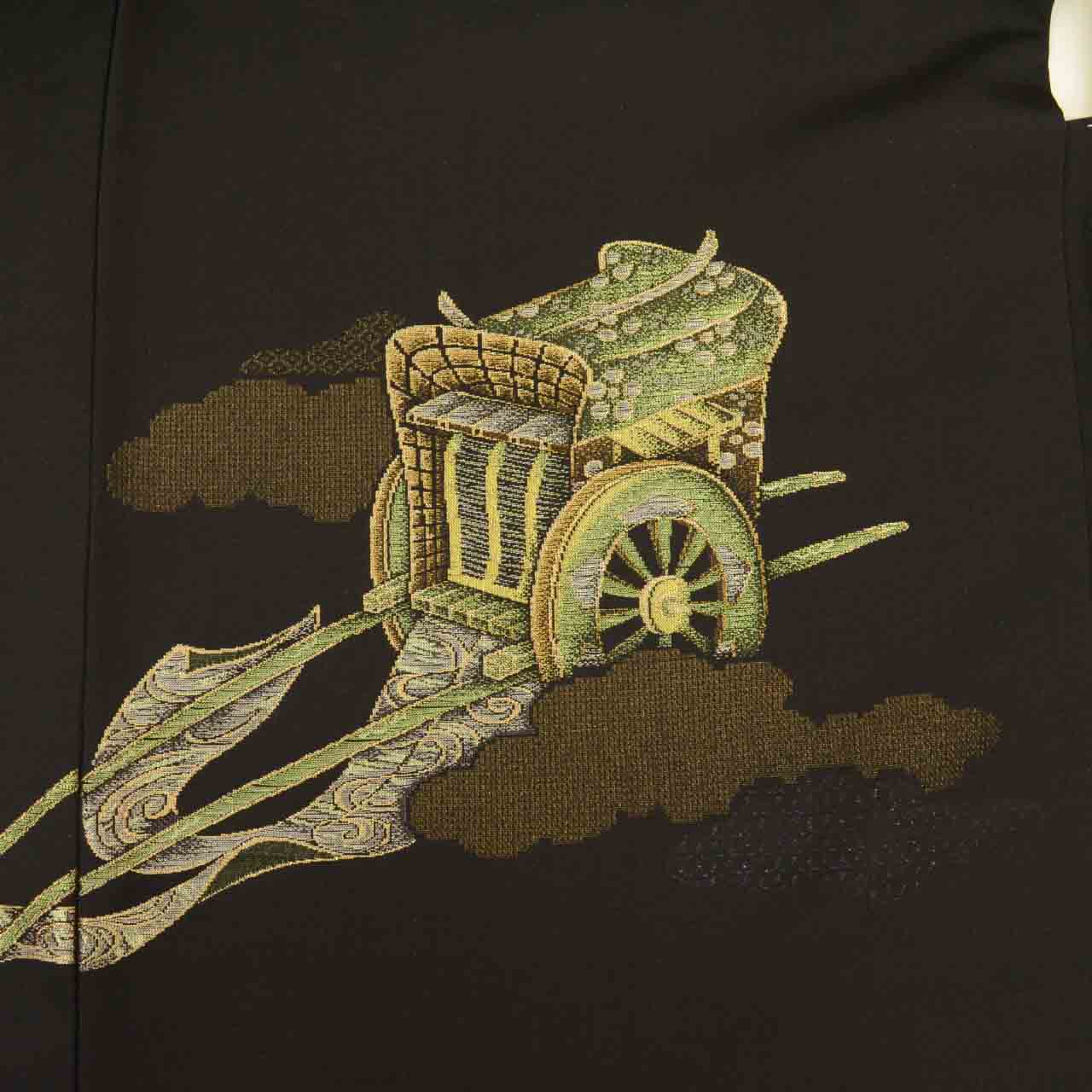 [Used] Haori (kimono jacket), recycled kimono, pure silk, black, imperial carriage pattern, gold thread, single crest, with haori cord, length 79.0cm (31.1in), sleeve length 63.5cm (25.0in), SILK, reused, uu2339b 