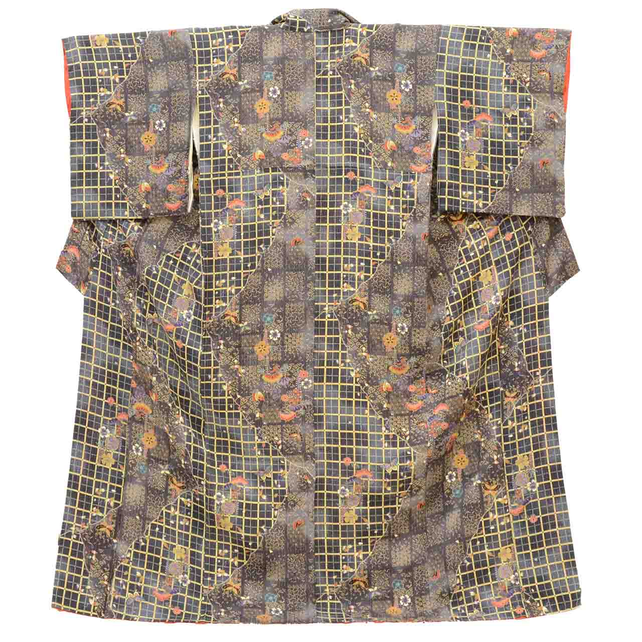 [Used] Recycled Kimono, Komon style, Pure Silk, Size L, Good Condition, Length 163.5cm (64.4in), Textured Weave, Sleeve Length 65.5cm (25.8in), Lined, Ready-made, Black, Floral, Pine, Butterfly, Checkered Pattern, Silk, Reuse uu2342b 