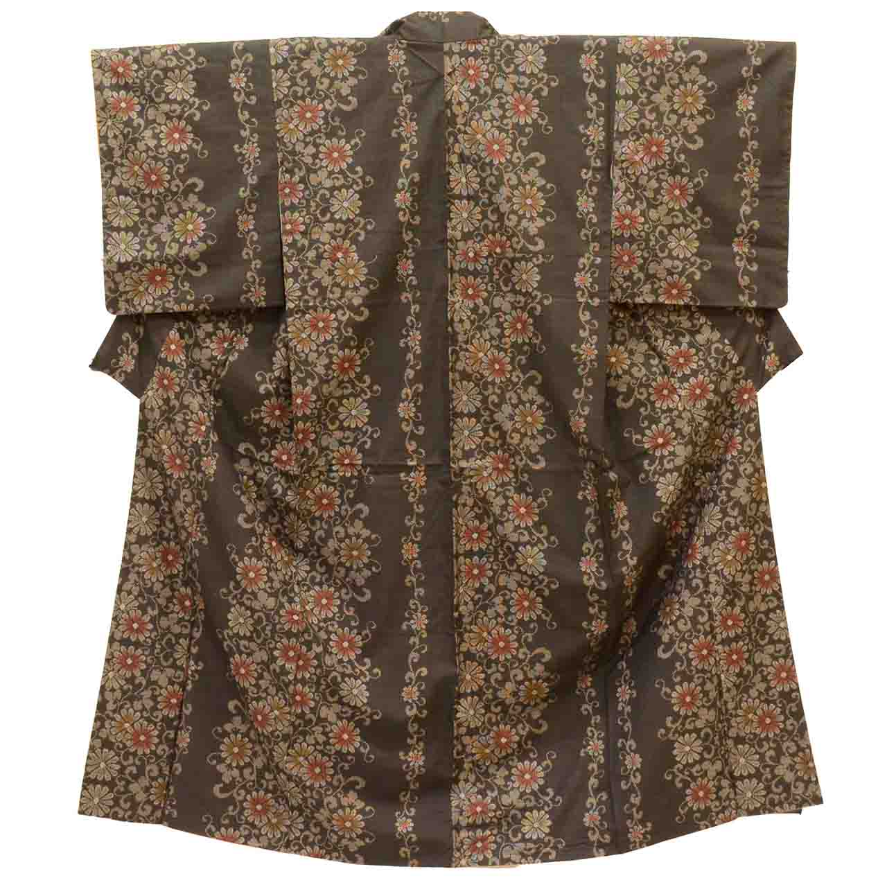 Vintage Japanese Kimono | Oshima Tsumugi | Brown Silk | Chrysanthemum Arabesque | Mud-dyed | Ichigen-shiki | Sustainable | uu2366b