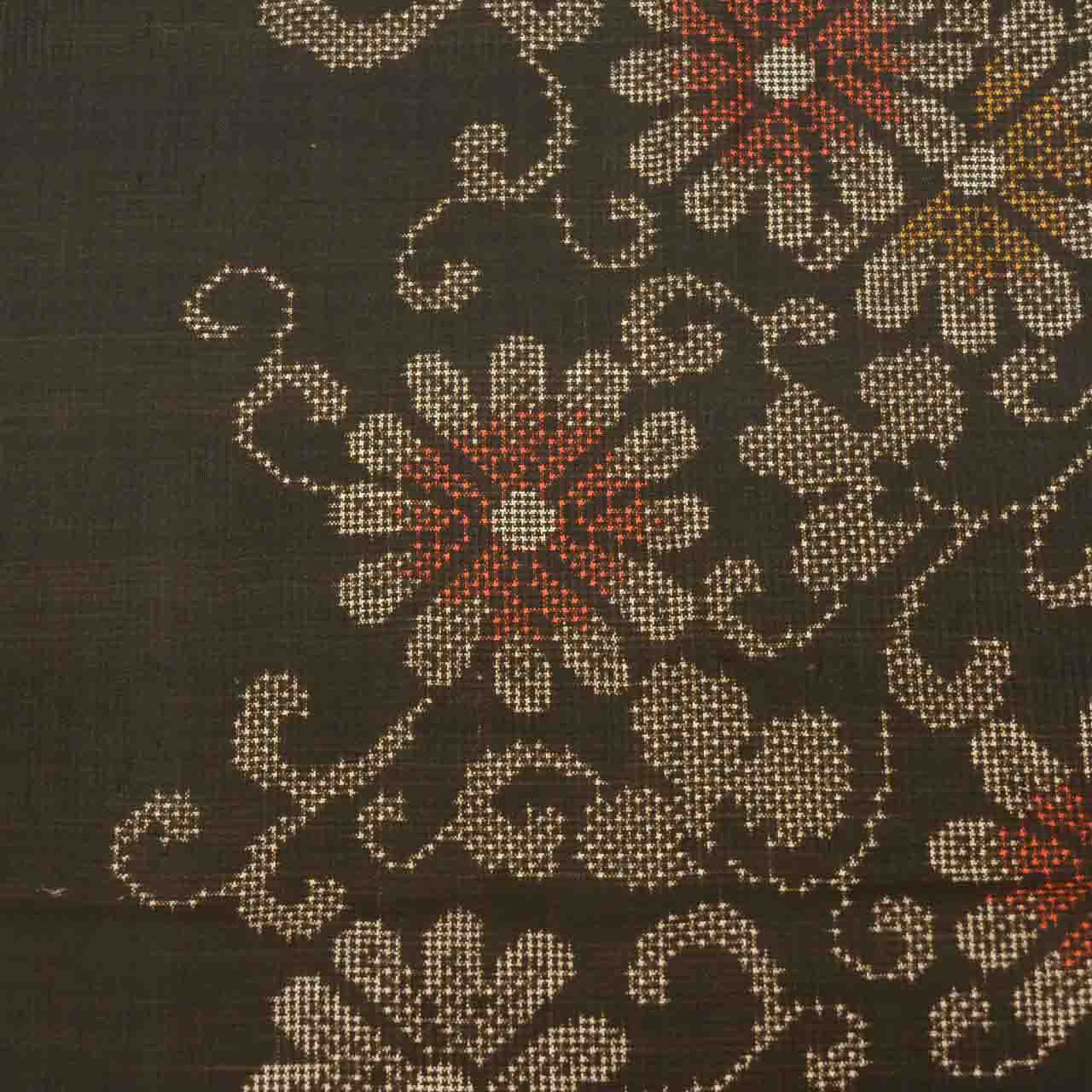 Vintage Japanese Kimono | Oshima Tsumugi | Brown Silk | Chrysanthemum Arabesque | Mud-dyed | Ichigen-shiki | Sustainable | uu2366b