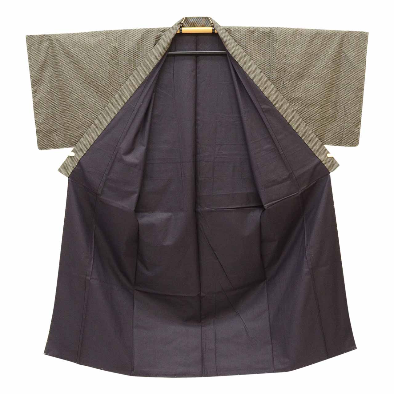 [Used] Recycled Kimono and Haori Set Ensemble for Men, Oshima Tsumugi Silk, Excellent Condition, Unused, Sleeve Length 72.2cm (28.4in), Body Length 153.0cm (60.2in), Size LL, Brown Stripe Pattern, with Obi Belt, Men's uu2397b 