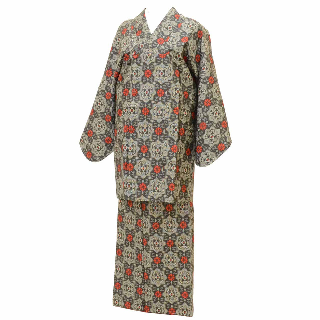 Vintage Japanese Kimono | Women's Oshima Tsumugi Ensemble | Black Silk | Floral | Michiyuki Coat | Unused | Size L | Sustainable | uu2401b