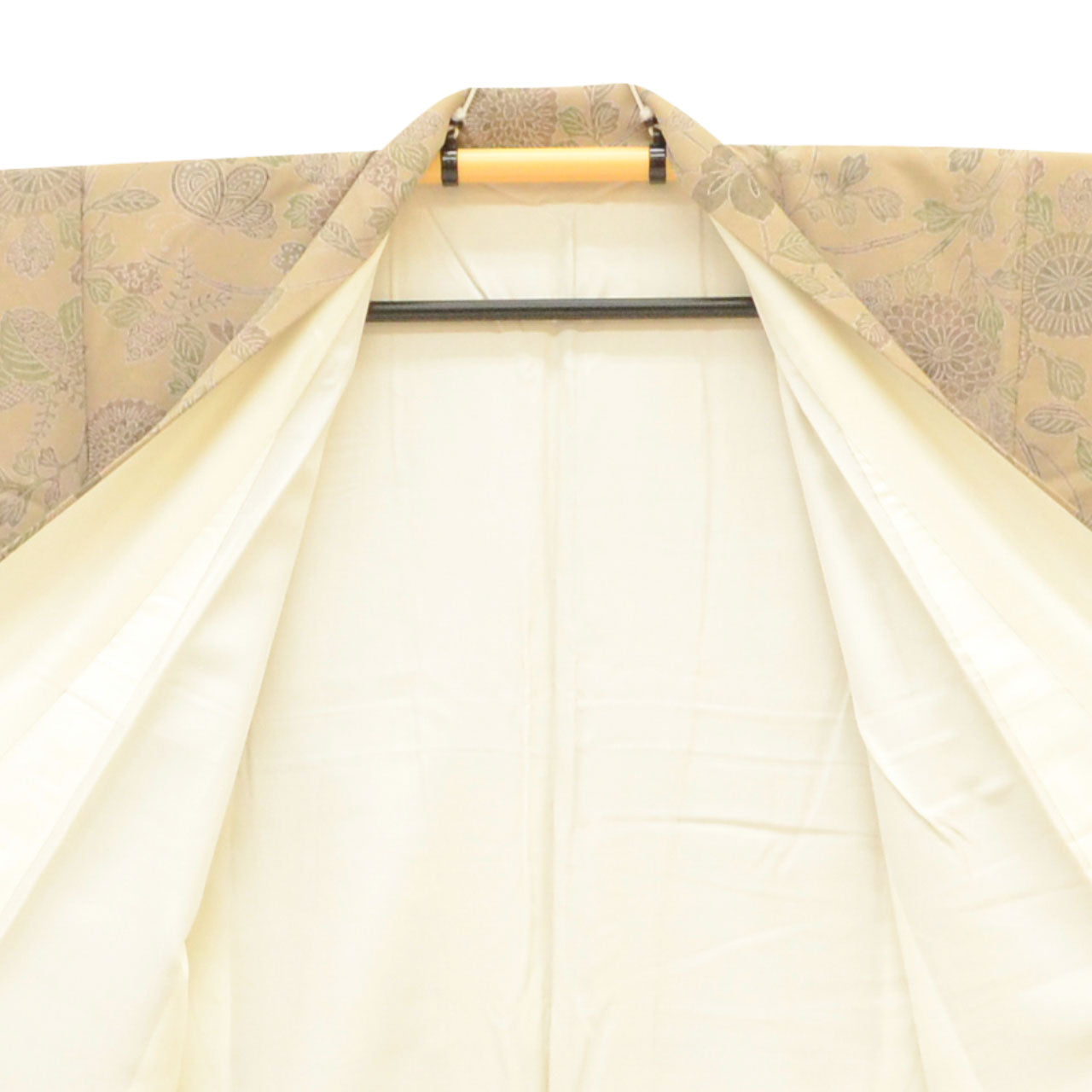 [Used] Recycled Kimono, Komon Kimono, Pure Silk, Size M, Excellent Condition, Length 158.3cm (62.3in), Mitsukoshi Brand, Sleeve Length 63.0cm (24.8in), Lined, Ready-made, Crepe Silk, Brown, Floral Pattern, Silk, Reused uu2403b 