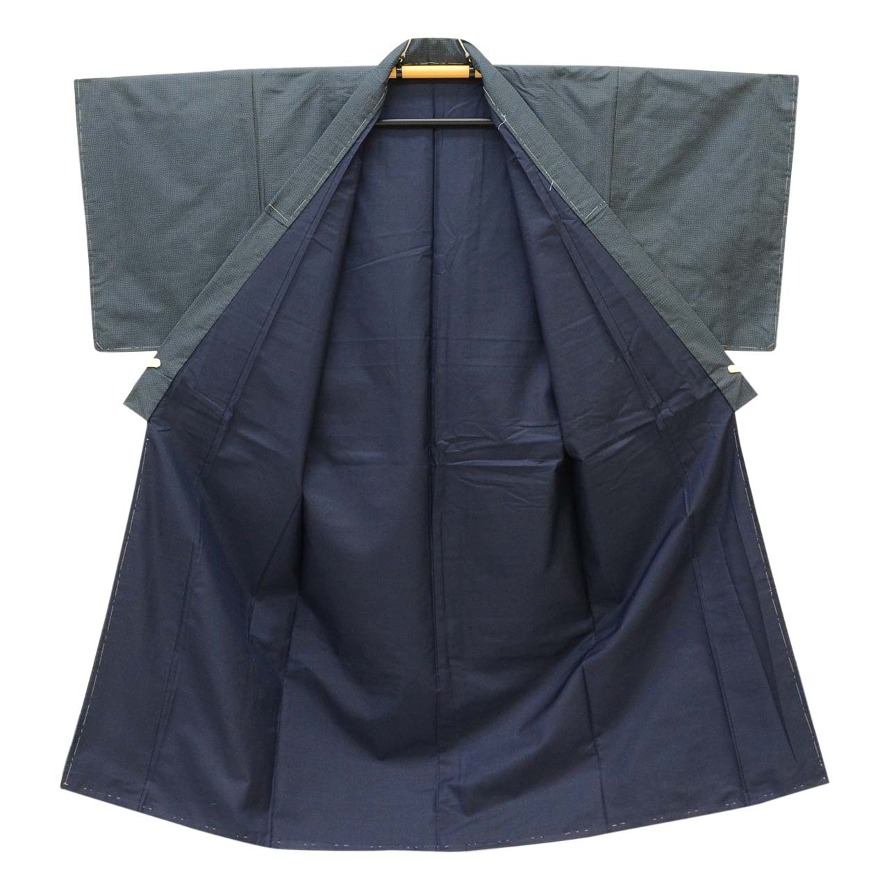 [Used] Recycled Kimono and Haori Ensemble for Men, Oshima Tsumugi Silk, Excellent Condition, Unused, Sleeve Length 69.0cm (27.2in), Body Length 153.5cm (60.4in), Size LL, Navy Blue, Tortoise Shell Pattern, Men's uu2418b 