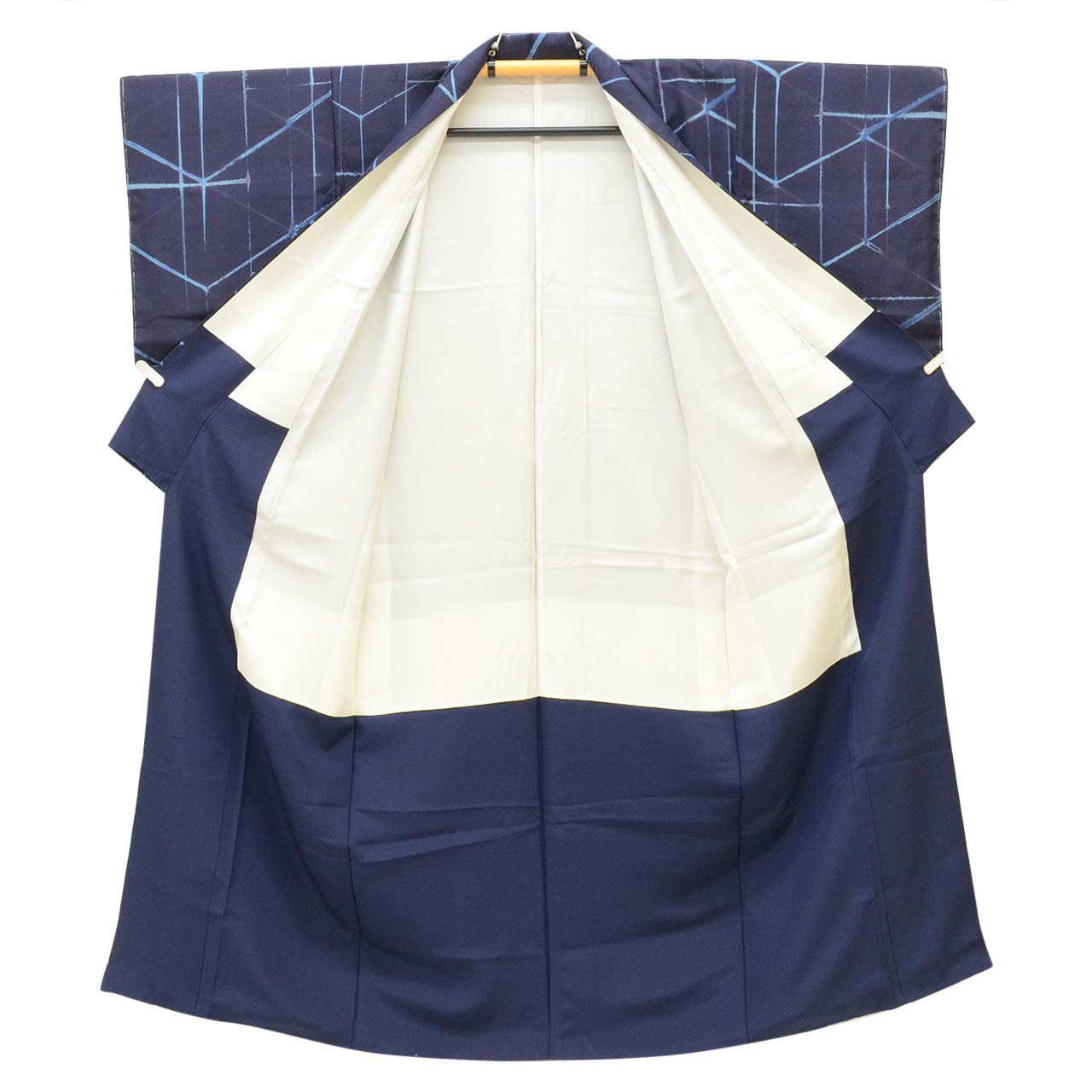 Vintage Japanese Kimono | Tsumugi | Navy Silk | Geometric Pattern | Plant-dyed | Excellent | Size S-L | Sustainable | uu2432b
