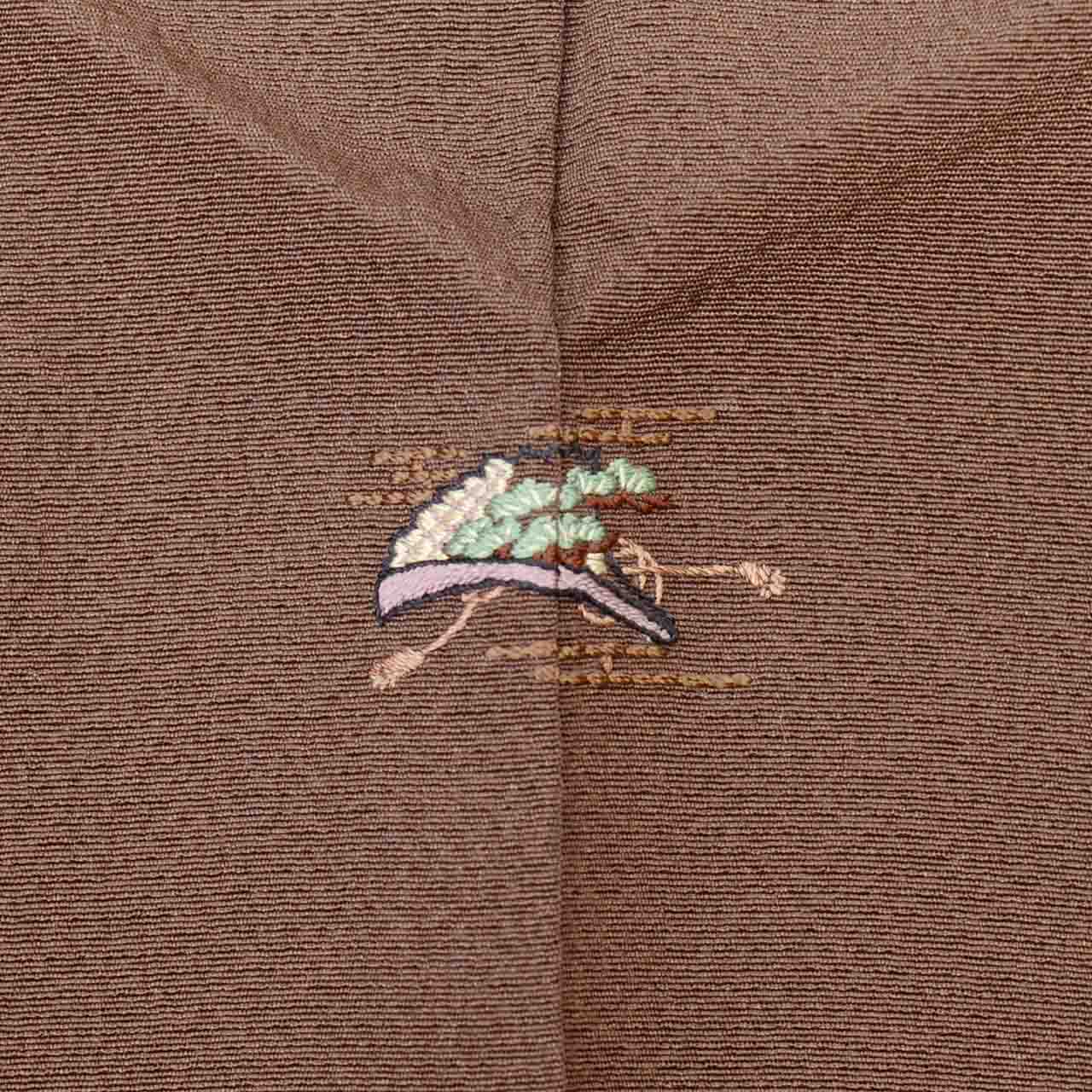 [Used] Recycled Kimono, Plain Color, Size L (Slightly Plus Size L), Excellent Condition, Length 164.5cm (64.8in), Sleeve Length 68.0cm (26.8in), Lined, Ready-made, Single Family Crest, Crepe Silk, Brown, Pure Silk, Reused uu2438b 