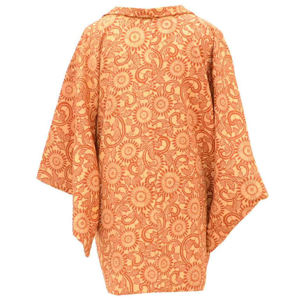 [Used] Haori (kimono jacket) - Recycled kimono, pure silk, brown, floral arabesque pattern, with haori cord, length 78.0cm (30.7in), sleeve length 63.7cm (25.1in), SILK, Reuse uu2443b 