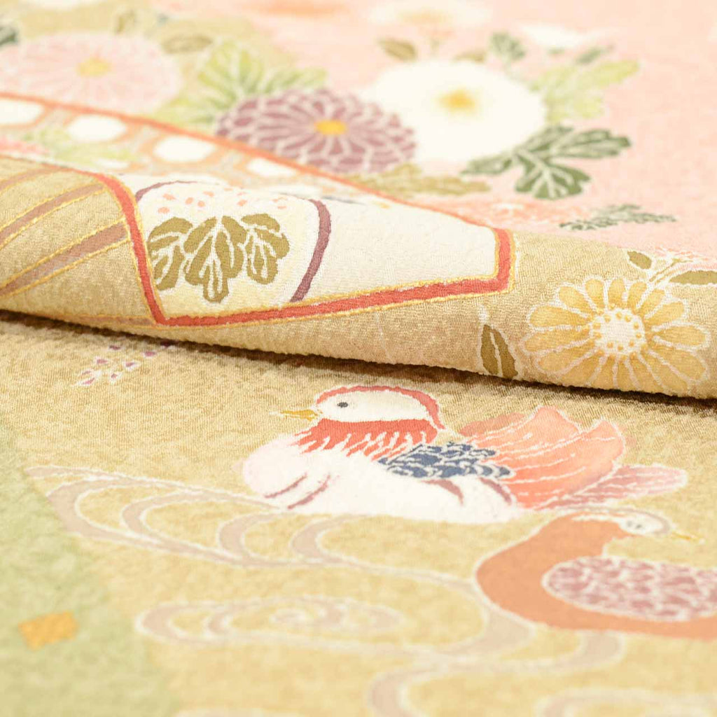 [Used] Recycled Kimono, Visiting Kimono, Pure Silk, Size L, Excellent Condition, Length 161.5cm, Textured Weave, Sleeve Length 67cm, Lined, Ready-made, One Family Crest, Signed by Artist, Gold Leaf, Pink, Floral and Fan Design, Silk, Reused uu2530b 