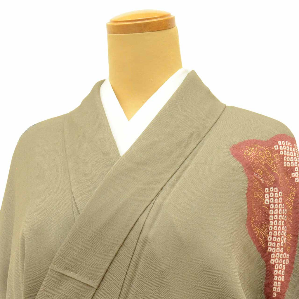 [Used] Recycled Kimono, Visiting Kimono, Pure Silk, Size M (Slightly Plus Size L), Excellent Condition, Length 158.5cm, Sleeve Length 66cm, Lined, Ready-made, Unused, Shibori (tie-dye), Gray, Kanoko (fawn spot) pattern, Small Flowers, Silk, Reuse, uu2536b 
