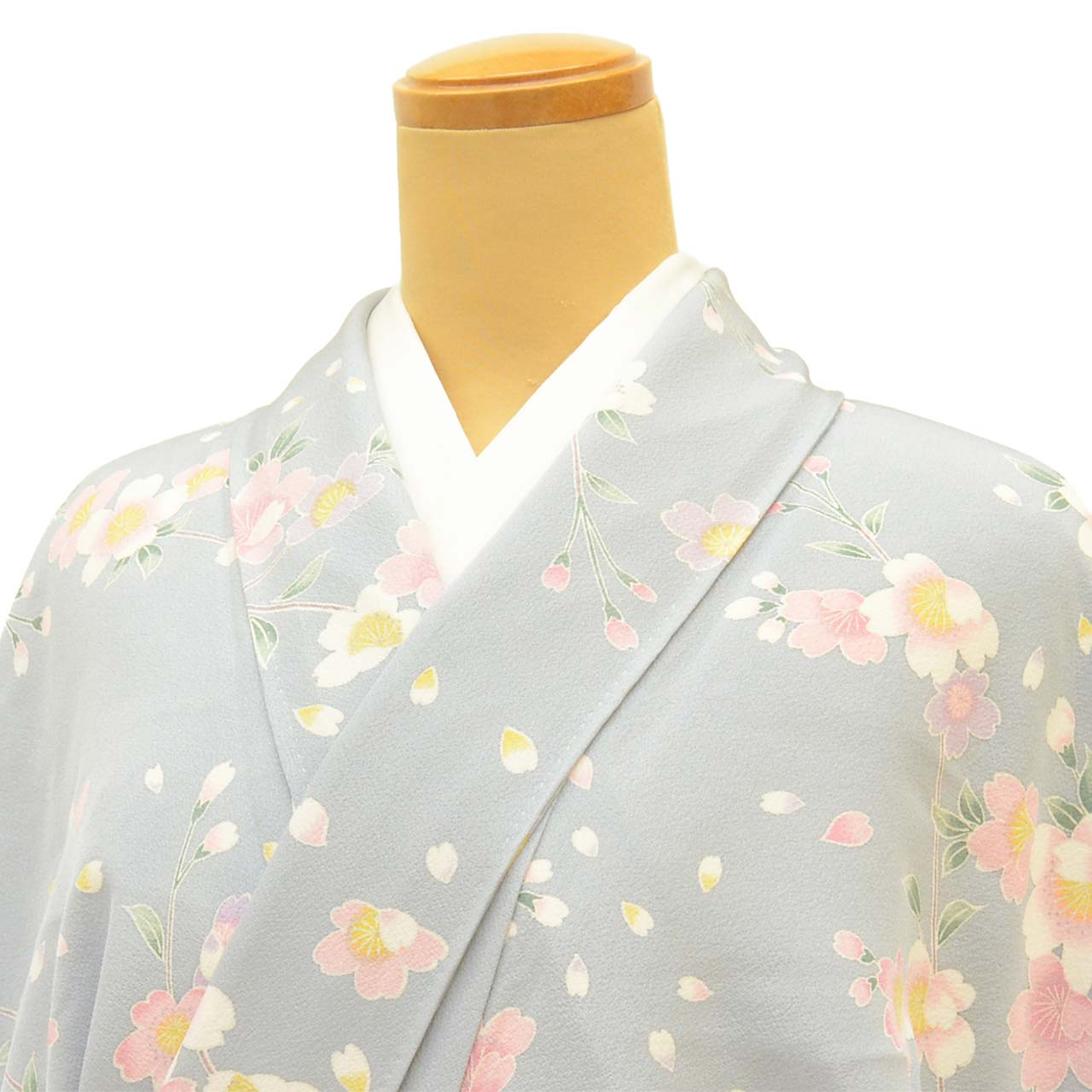 [Used] Recycled Kimono, Komon style, Pure Silk, Size L (Slightly Plus Size L), Excellent Condition, Length 165.5cm (65.2in), Sleeve Length 67.5cm (26.6in), Lined, Ready-made, Gray with Cherry Blossom Pattern, Silk, Reused, uu2558b 