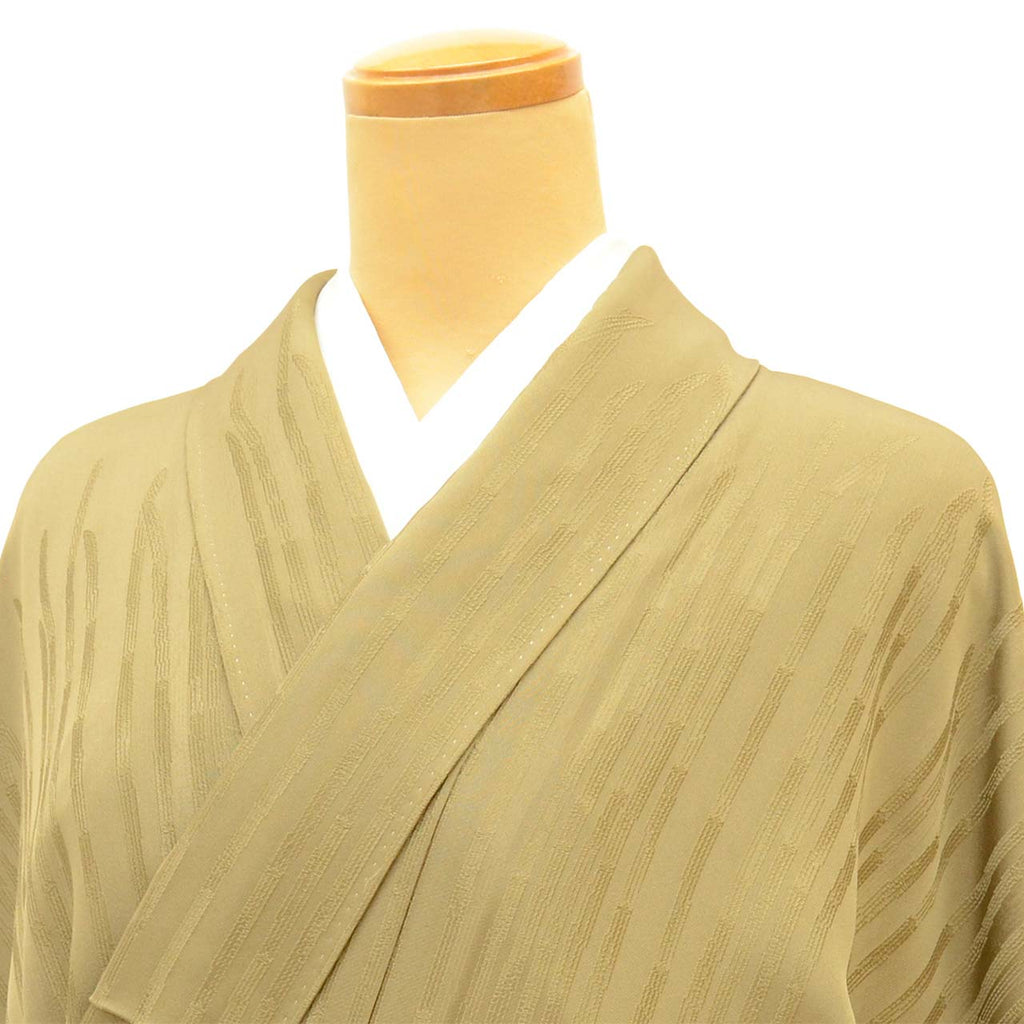 [Used] Recycled Kimono, Plain Color, Silk, Size M, Excellent Condition, Length 158.8cm (62.5in), Sleeve Length 65.0cm (25.6in), Lined, Ready-made, Green, Horsetail, Silk, Reuse uu2564b 