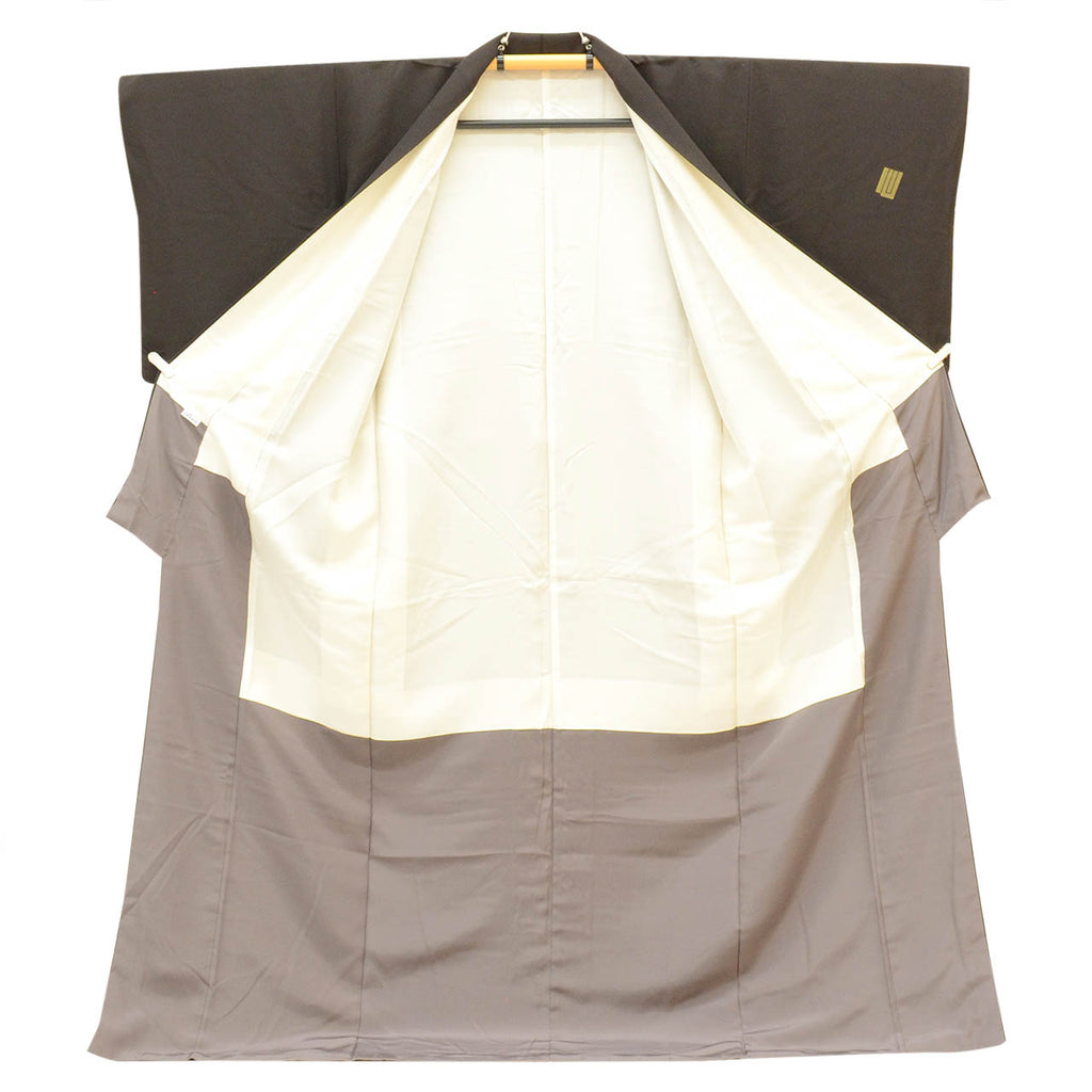 [Used] Recycled Kimono, Komon style, Pure Silk, Size L, Excellent Condition, Length 165.7cm (65.2in), by Tsujimura Jusaburo, Sleeve Length 66.3cm (26.1in), Lined, Ready-made, Crepe fabric, Signed by the artist, Brown, Genji-ko pattern, Silk, Reuse uu2586b 