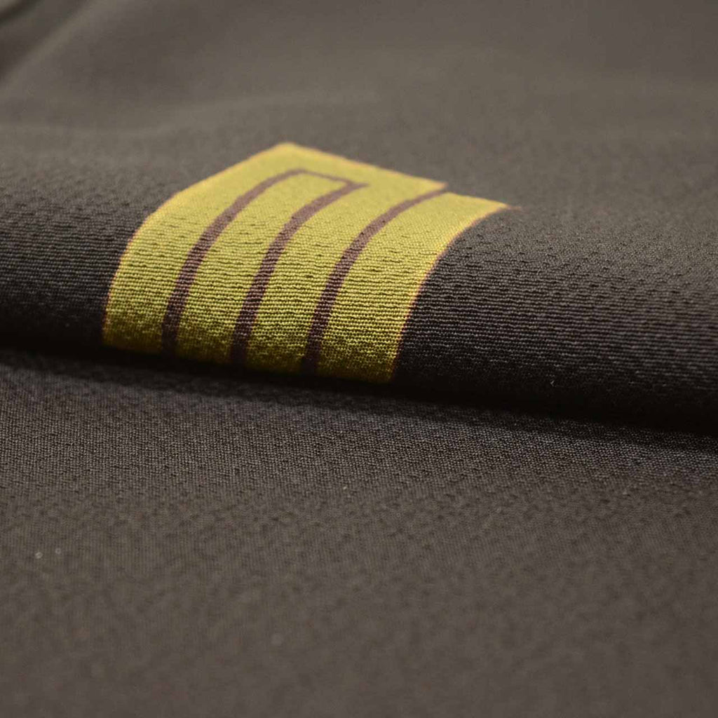 [Used] Recycled Kimono, Komon style, Pure Silk, Size L, Excellent Condition, Length 165.7cm (65.2in), by Tsujimura Jusaburo, Sleeve Length 66.3cm (26.1in), Lined, Ready-made, Crepe fabric, Signed by the artist, Brown, Genji-ko pattern, Silk, Reuse uu2586b 