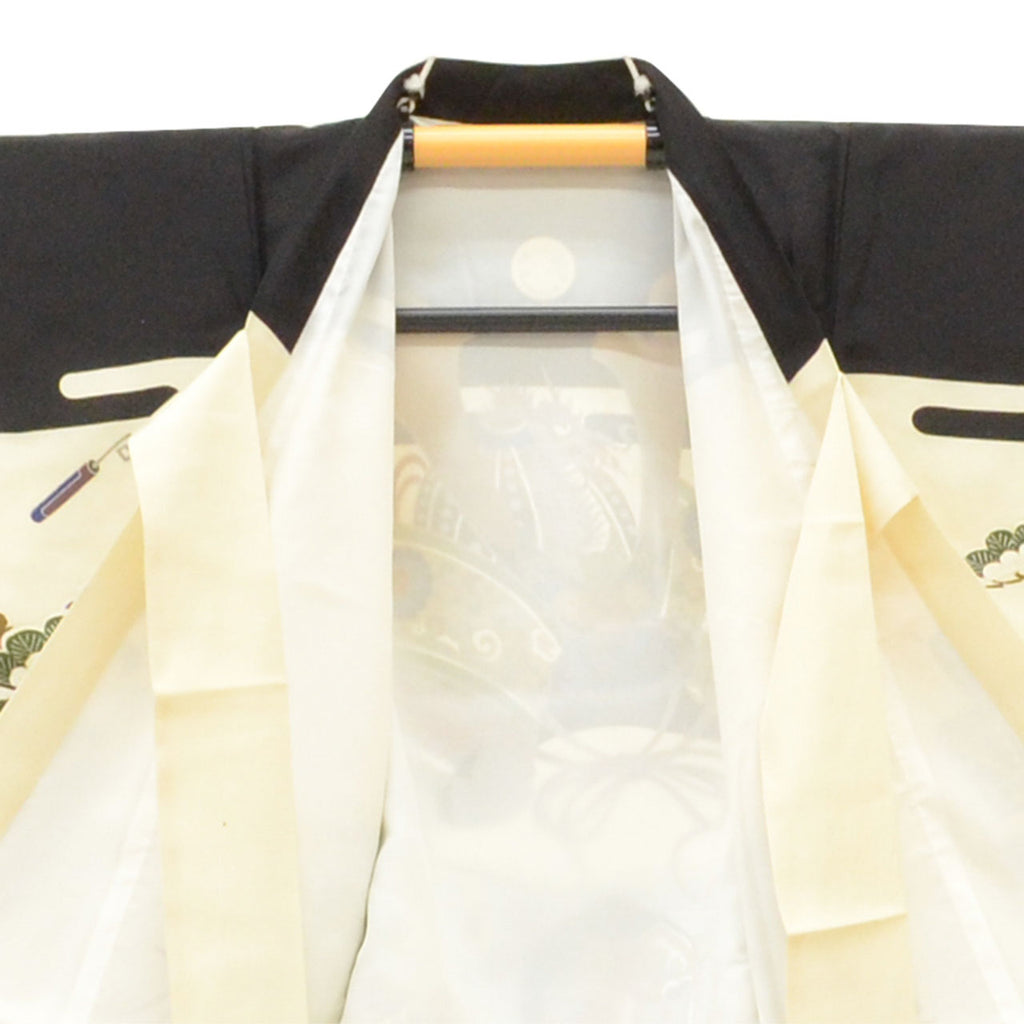 [Used] Recycled Kimono for Baby Boys' First Shrine Visit (Omiyamairi) - One-piece, Ready-made, Sleeve Length 48cm, Body Length 97cm, White, Helmet Pattern, Includes Undergarment, Family Crest, Silver Embellishment, Baby's First Kimono uu2617b 