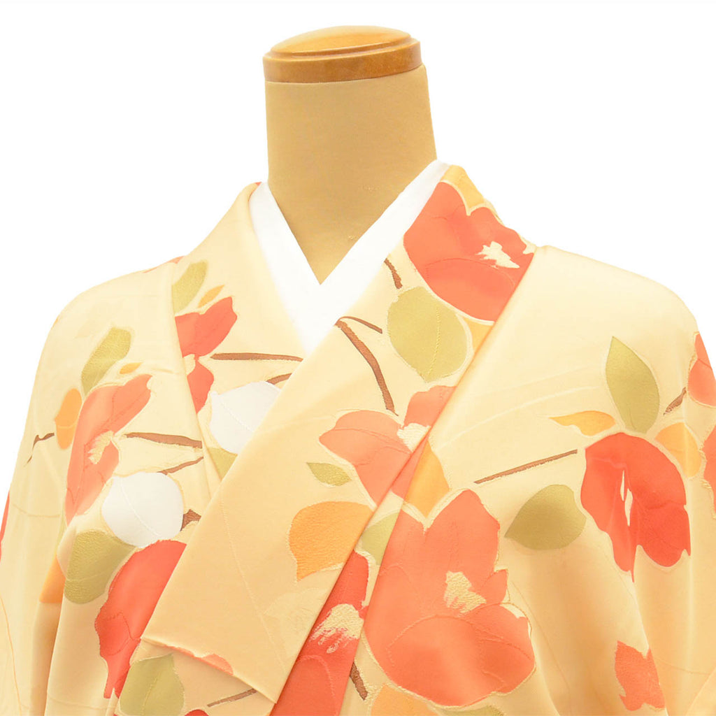 [Used] Recycled Kimono, Komon style, Pure Silk, Size L, Good Condition, Length 162.5cm (64.0in), Sleeve Length 63.3cm (24.9in), Lined, Ready-made, Orange Camellia, Silk, Reuse uu2620b 