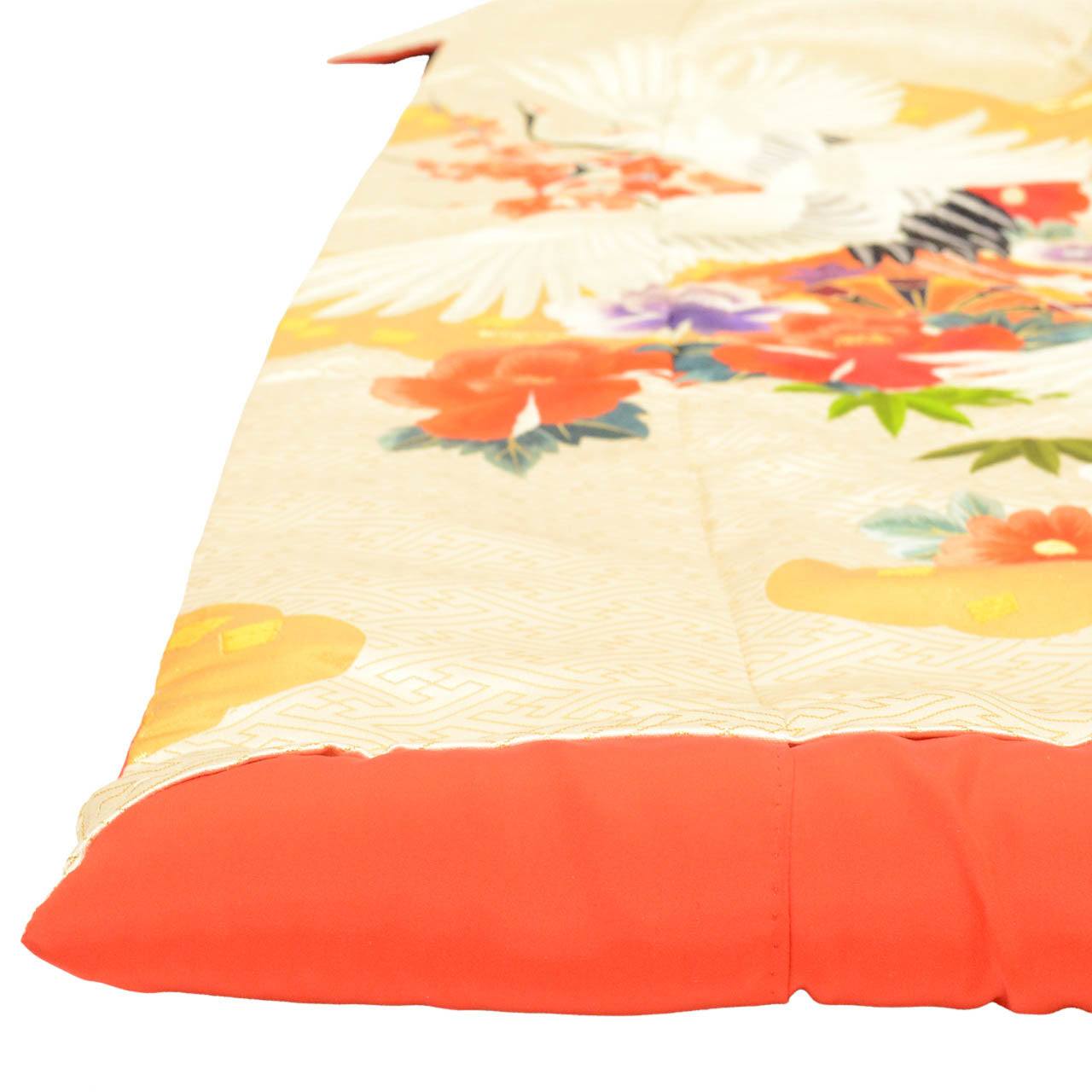 [Used] Recycled Kimono, Irouchikake (Wedding Kimono), Pure Silk, Sleeve Length 66.2cm (26.1in), Body Length 192.0cm (75.6in), Size L, White, Crane and Flower Pattern, Tang Weave, Gold Embroidery, Gold Thread, Foil Finish uu2697b 