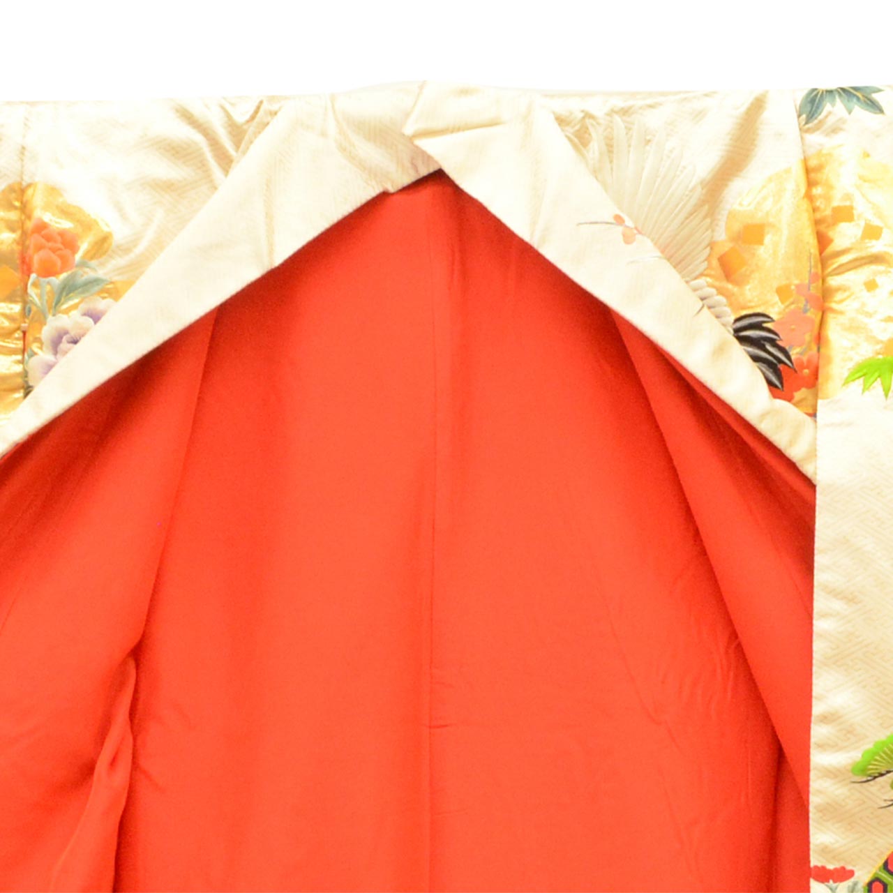 [Used] Recycled Kimono, Irouchikake (Wedding Kimono), Pure Silk, Sleeve Length 66.2cm (26.1in), Body Length 192.0cm (75.6in), Size L, White, Crane and Flower Pattern, Tang Weave, Gold Embroidery, Gold Thread, Foil Finish uu2697b 