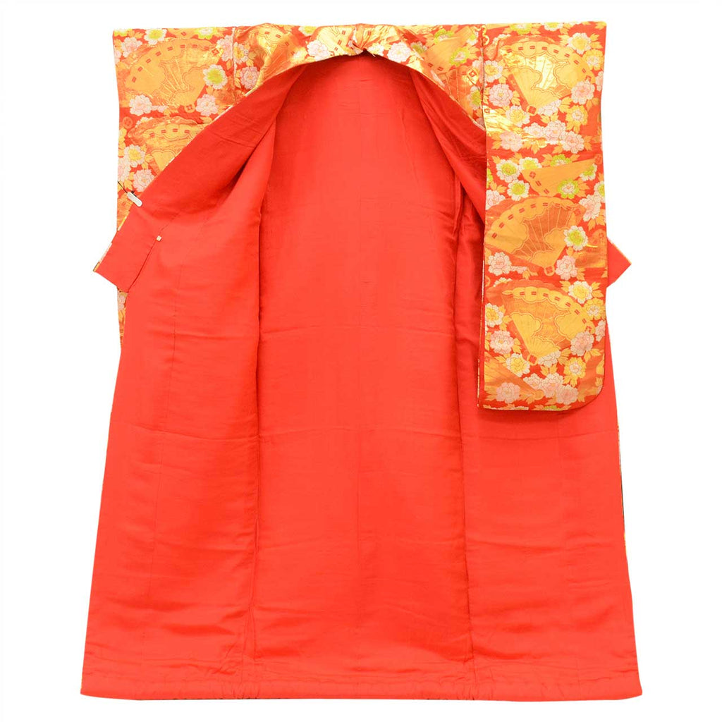 [Used] Recycled Kimono, Irouchikake (Wedding Kimono), Pure Silk, Sleeve Length 65.7cm (25.9in), Body Length 185.5cm (73.0in), Size M, Red, Fan and Peony Pattern, Tang Weave, Gold Thread, Foil Finish uu2698b 