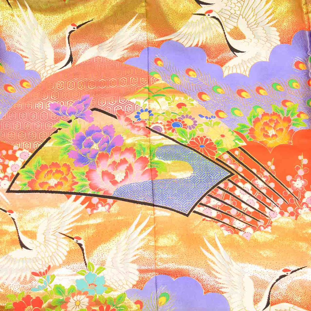 [Used] Recycled Kimono, Irouchikake (Wedding Kimono), Pure Silk, Sleeve Length 65.3cm (25.7in), Body Length 200.0cm (78.7in), Size LL, Red, Crane and Flower Pattern, Embroidery, Gold Thread, Foil Finish uu2700b 