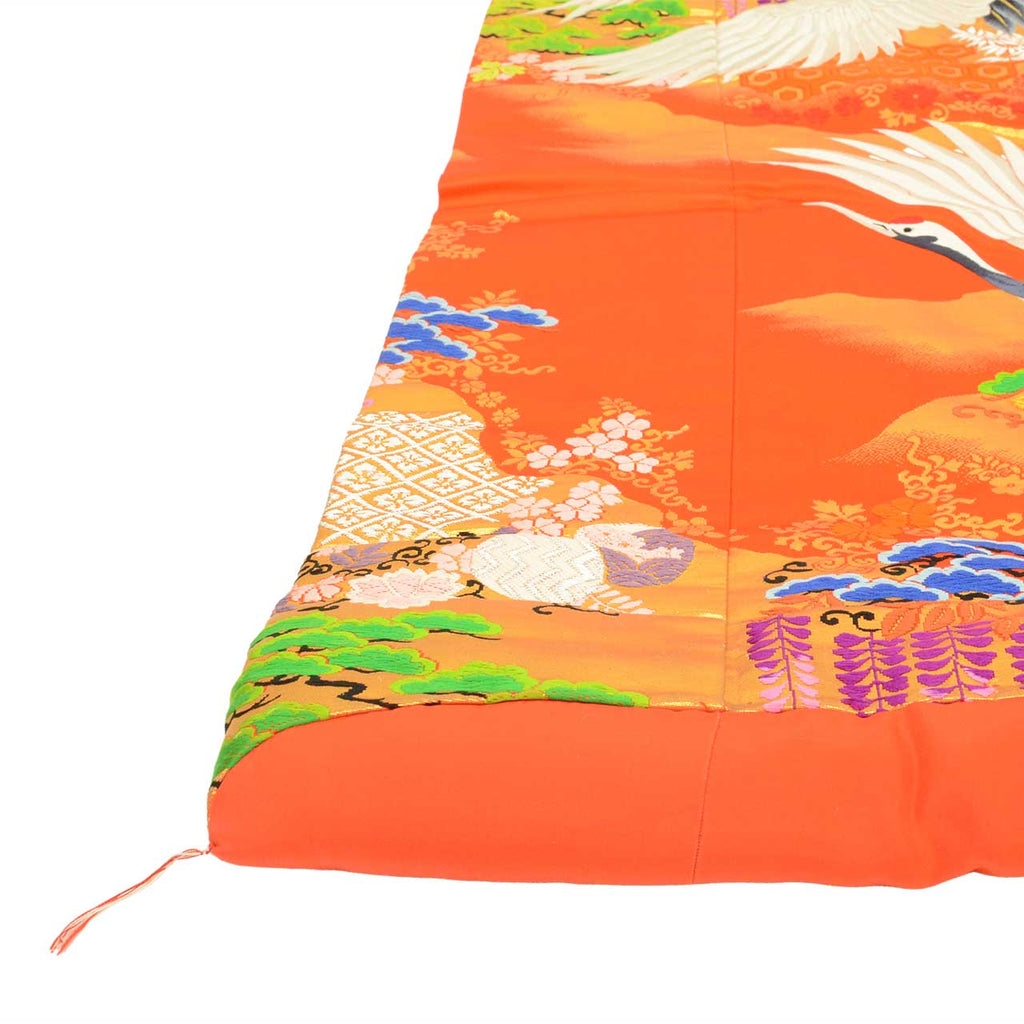 [Used] Recycled Kimono, Irouchikake (Wedding Kimono), Pure Silk, Sleeve Length 65.5cm (25.8in), Body Length 187.0cm (73.6in), Size M, Orange, Crane Pattern, Embroidery, Tang Weave, Gold Thread, Foil Finish uu2707b 