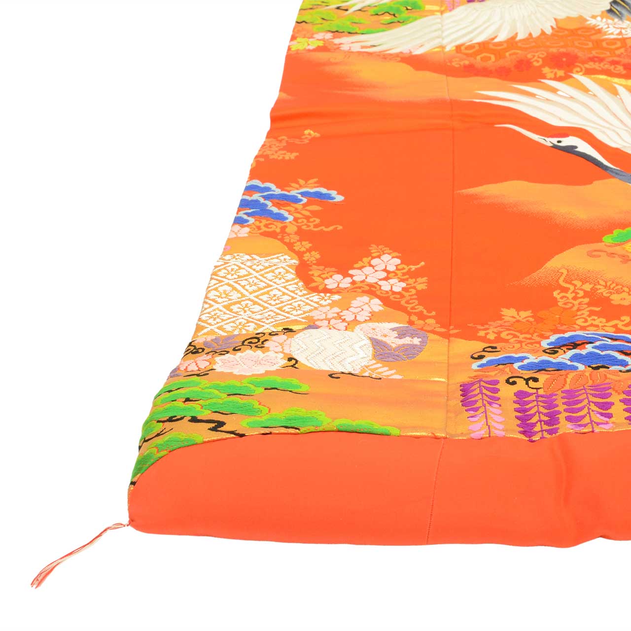 [Used] Recycled Kimono, Irouchikake (Wedding Kimono), Pure Silk, Sleeve Length 65.5cm (25.8in), Body Length 187.0cm (73.6in), Size M, Orange, Crane Pattern, Embroidery, Tang Weave, Gold Thread, Foil Finish uu2707b 