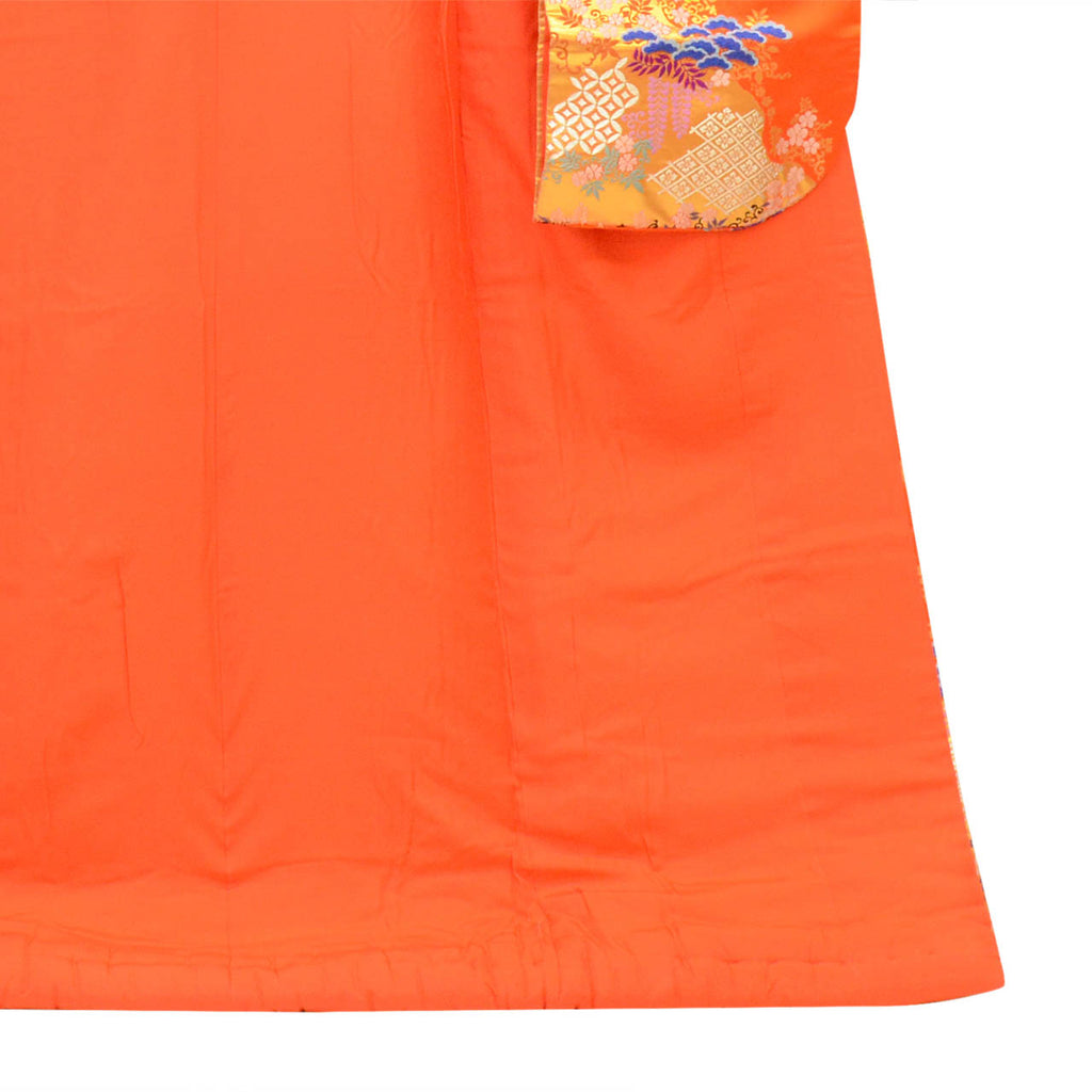 [Used] Recycled Kimono, Irouchikake (Wedding Kimono), Pure Silk, Sleeve Length 65.5cm (25.8in), Body Length 187.0cm (73.6in), Size M, Orange, Crane Pattern, Embroidery, Tang Weave, Gold Thread, Foil Finish uu2707b 