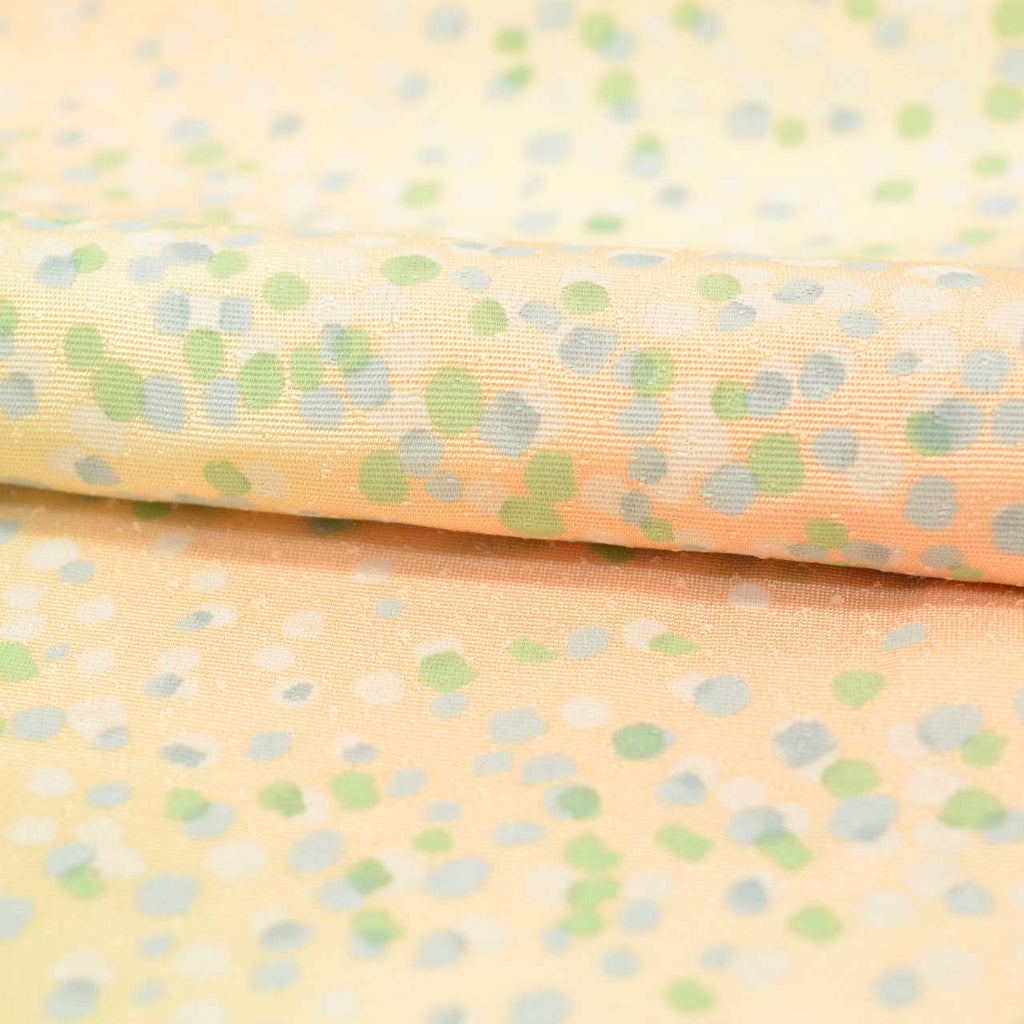 [Used] Recycled Kimono, Komon (small pattern), Pure Silk, Size S, Good Condition, Length 153.5cm (60.4in), Sleeve Length 63.0cm (24.8in), Lined, Ready-made, Unused, Orange, Gradation, Arare (hailstone pattern), Silk, Reuse, uu2719b 