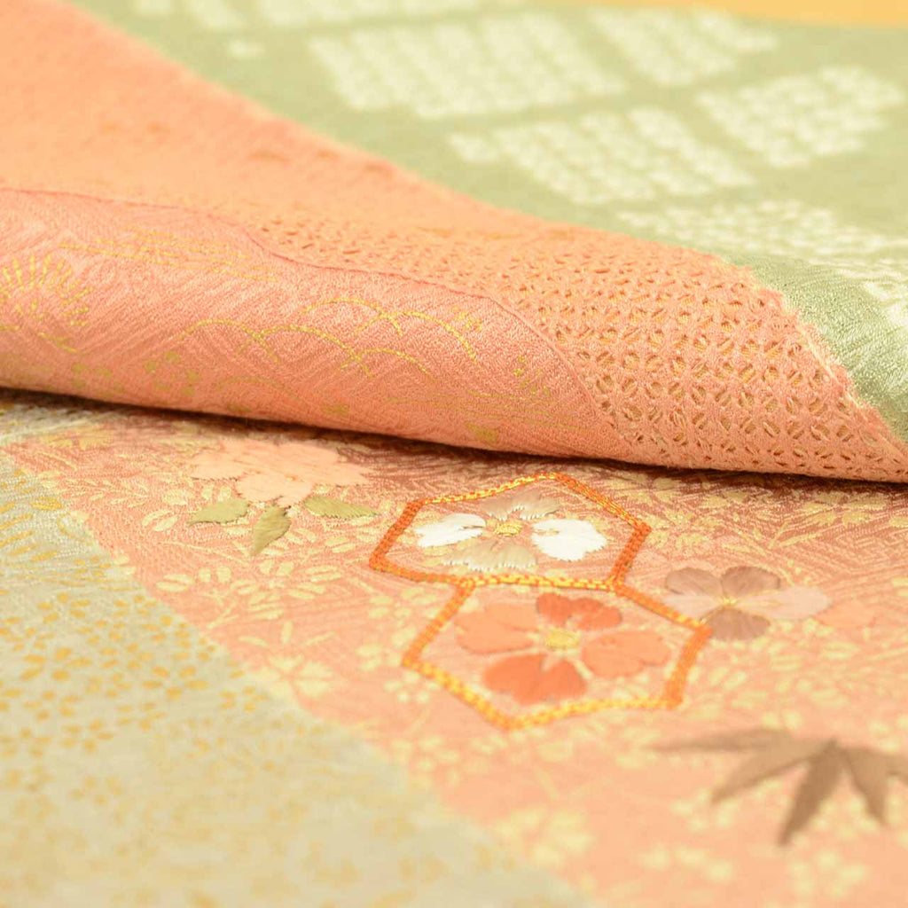 [Used] Recycled Kimono, Visiting Kimono, Pure Silk, Size M, Excellent Condition, Length 160.8cm, Sleeve Length 63.5cm, Lined, Ready-made, Gold Embroidery, Shibori Dyeing, Gold Leaf, Orange Flowers, Pine Trees, Swatow Embroidery, Silk, Reuse uu2732b 