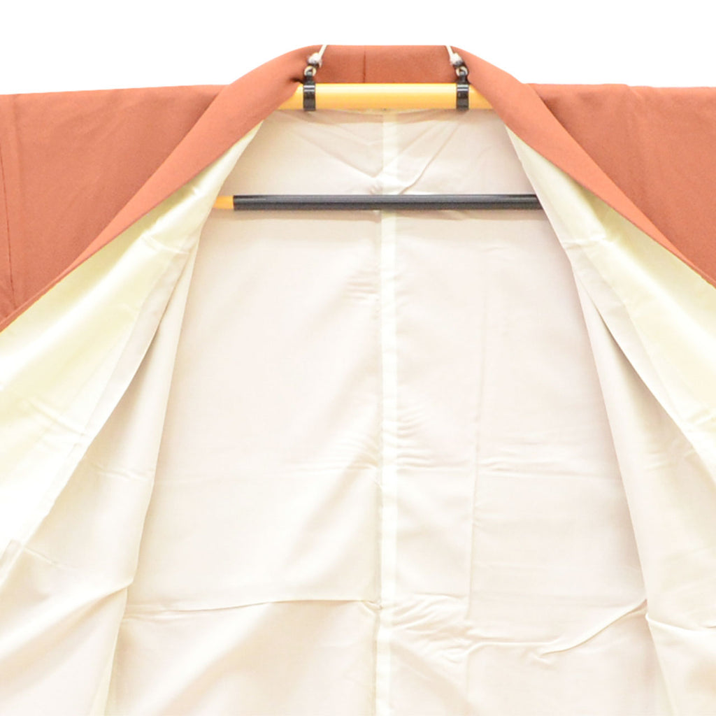 [Used] Recycled Kimono, Solid Color, Pure Silk, Size M (Slightly Plus Size L), Good Condition, Length 160.0cm (63.0in), Umebi Guard Processed, Sleeve Length 68.0cm (26.8in), Lined, Ready-made, Brown, Silk, Reuse uu2773b 