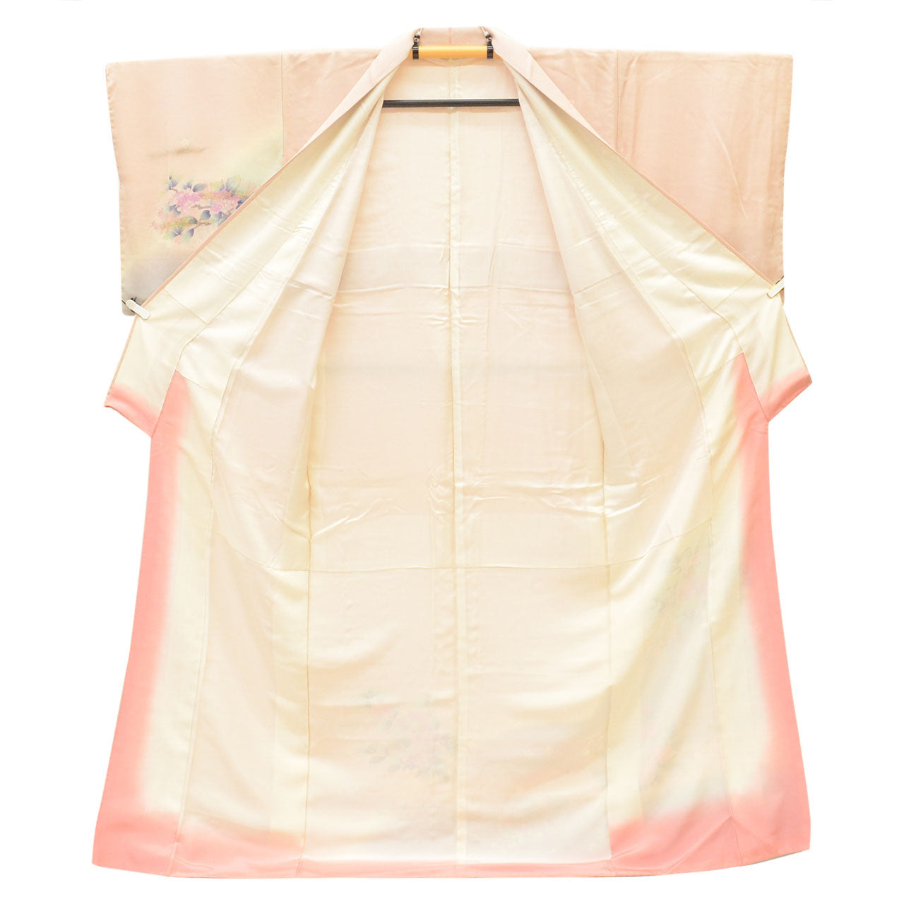 [Used] Recycled Kimono, Visiting Kimono, Pure Silk, Size L, Excellent Condition, Length 164.0cm (64.6in), Sleeve Length 64.2cm (25.3in), Lined, Ready-made, Pink with Floral and Silver Accents, Silk, Reused uu2779b 