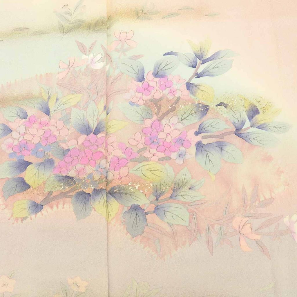 [Used] Recycled Kimono, Visiting Kimono, Pure Silk, Size L, Excellent Condition, Length 164.0cm (64.6in), Sleeve Length 64.2cm (25.3in), Lined, Ready-made, Pink with Floral and Silver Accents, Silk, Reused uu2779b 