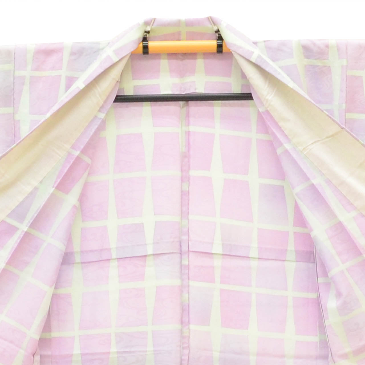[Used] Recycled Kimono, Komon Kimono, Pure Silk, Size M, Excellent Condition, Length 158.5cm (62.4in), Sleeve Length 62.8cm (24.7in), Unlined, Ready-made, Purple, Checkered Pattern, Flowing Water, Silk, Reuse uu2791b 