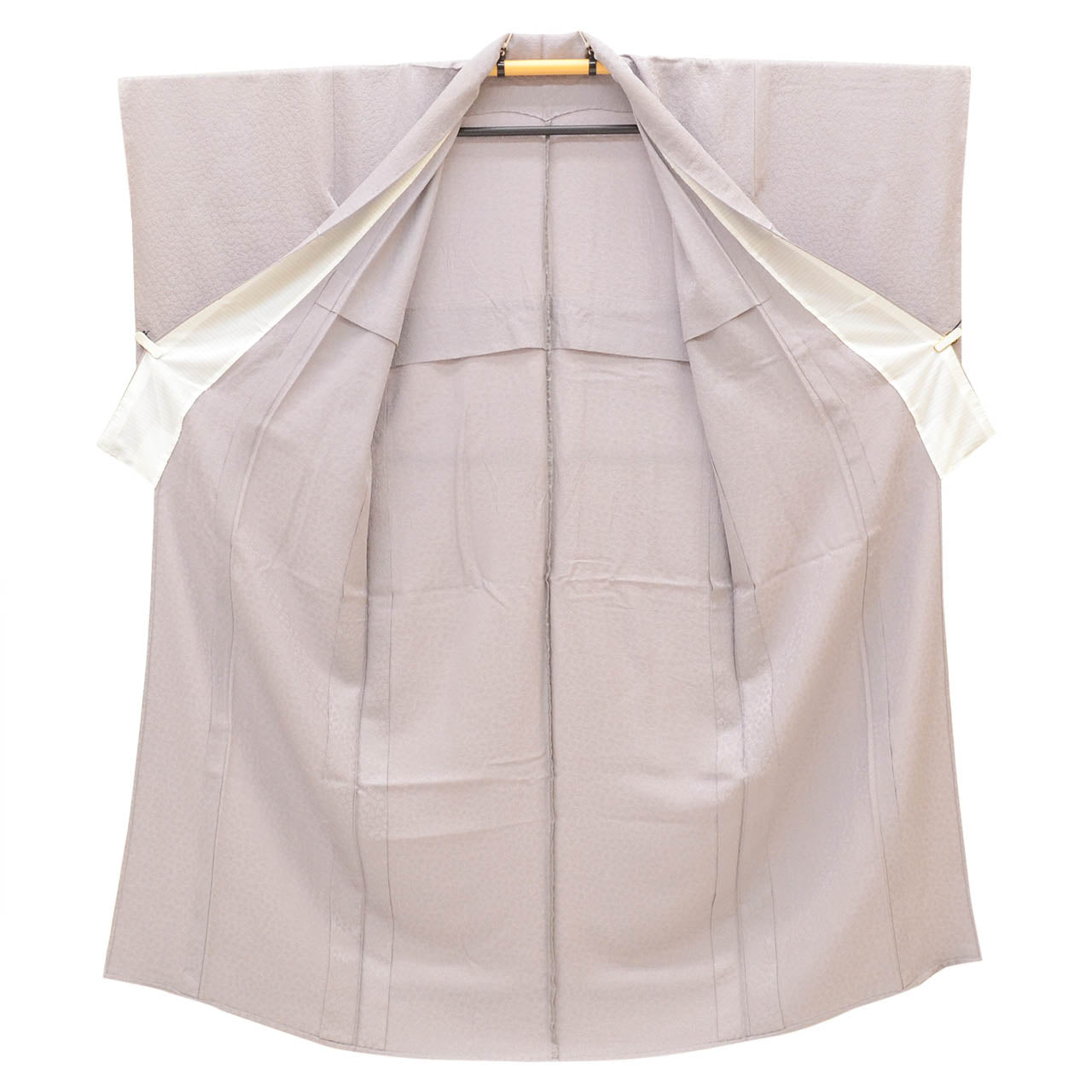 [Used] Recycled Kimono, Plain Color, Silk, Size S (Slightly Plus Size L), Excellent Condition, Length 155.0cm (61.0in), Sleeve Length 65.2cm (25.7in), Unlined, Ready-made, Crepe Fabric, Purple, Small Floral Pattern, Silk, Reused, uu2794b 