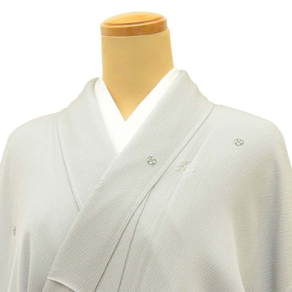 [Used] Recycled Kimono, Komon style, Pure Silk, Size L (Slightly Plus Size L), Excellent Condition, Length 161.9cm (63.7in), Sleeve Length 66.5cm (26.2in), Lined, Ready-made, Unused, Excellent Condition, Gray, Paulownia Wood, Reused, uu2802b 