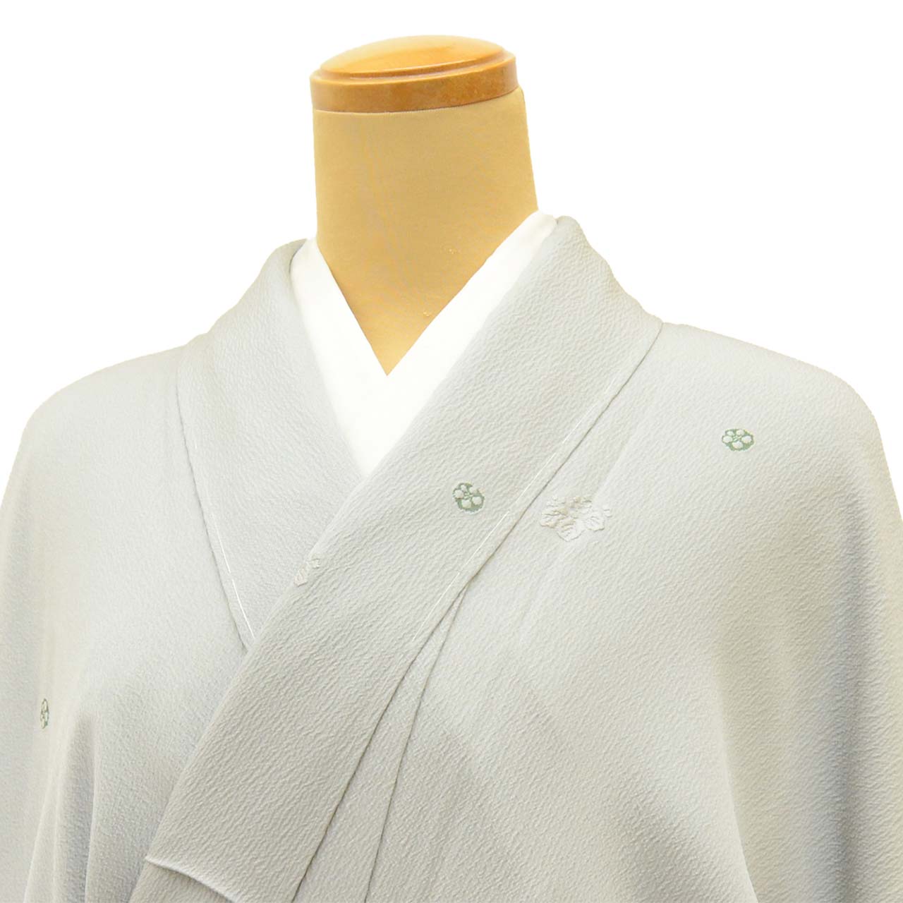 [Used] Recycled Kimono, Komon style, Pure Silk, Size L (Slightly Plus Size L), Excellent Condition, Length 161.9cm (63.7in), Sleeve Length 66.5cm (26.2in), Lined, Ready-made, Unused, Excellent Condition, Gray, Paulownia Wood, Reused, uu2802b 
