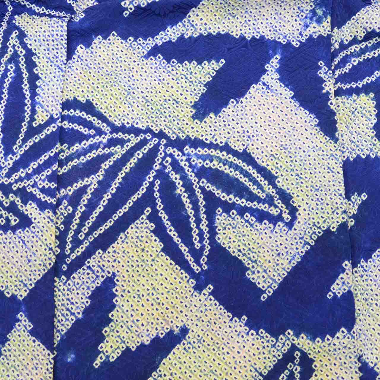 [Used] Recycled Kimono, Komon style, Pure Silk, Size L (Slightly Plus Size L), Excellent Condition, Length 161.5cm (63.6in), Sleeve Length 66.3cm (26.1in), Lined, Ready-made, Fully Shibori Dyed, Navy Blue with Bamboo Pattern, Silk, Reused, uu2815b 
