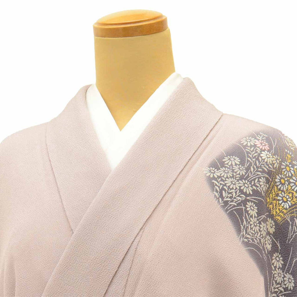 Visiting kimono, recycled kimono, pure silk, size M (slightly larger than L), special condition, length 159.5cm (62.8in), sleeve length 65.2cm (25.7in), lined, ready-made, unused, single crest, crepe silk, purple, floral pattern, reused, uu2816b 