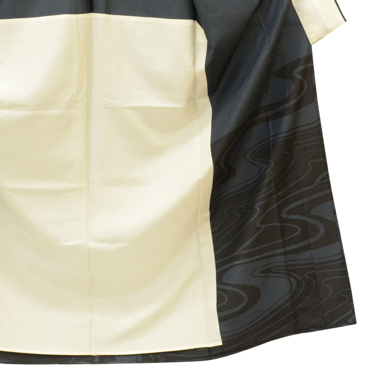 Vintage Japanese Kimono | Oshima Tsumugi | Navy Silk | Stream Houmongi-style | Unlined | Dry-cleaned | Size M-L | Sustainable | uuc1725a20